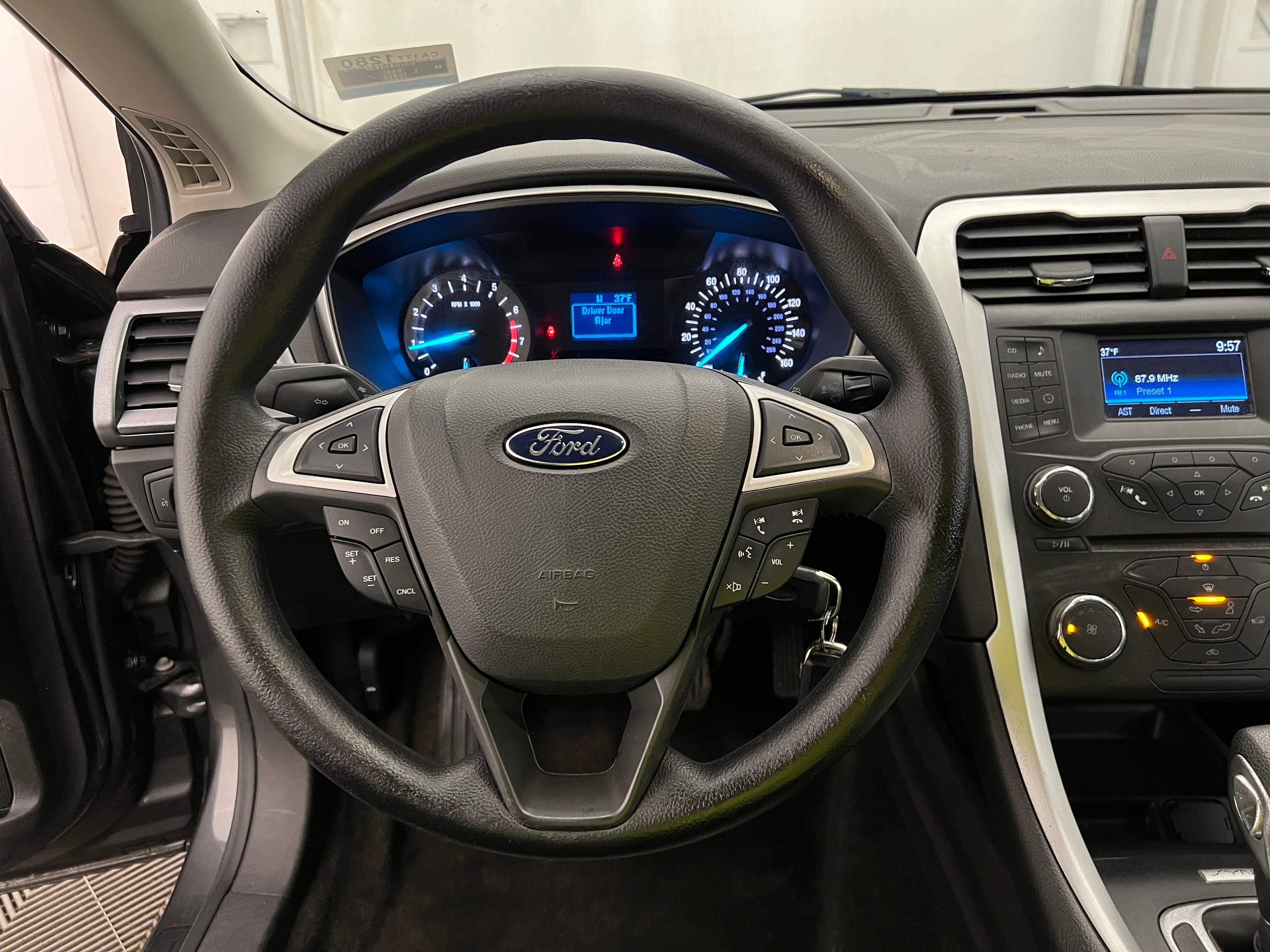 2015 Ford Fusion S 5