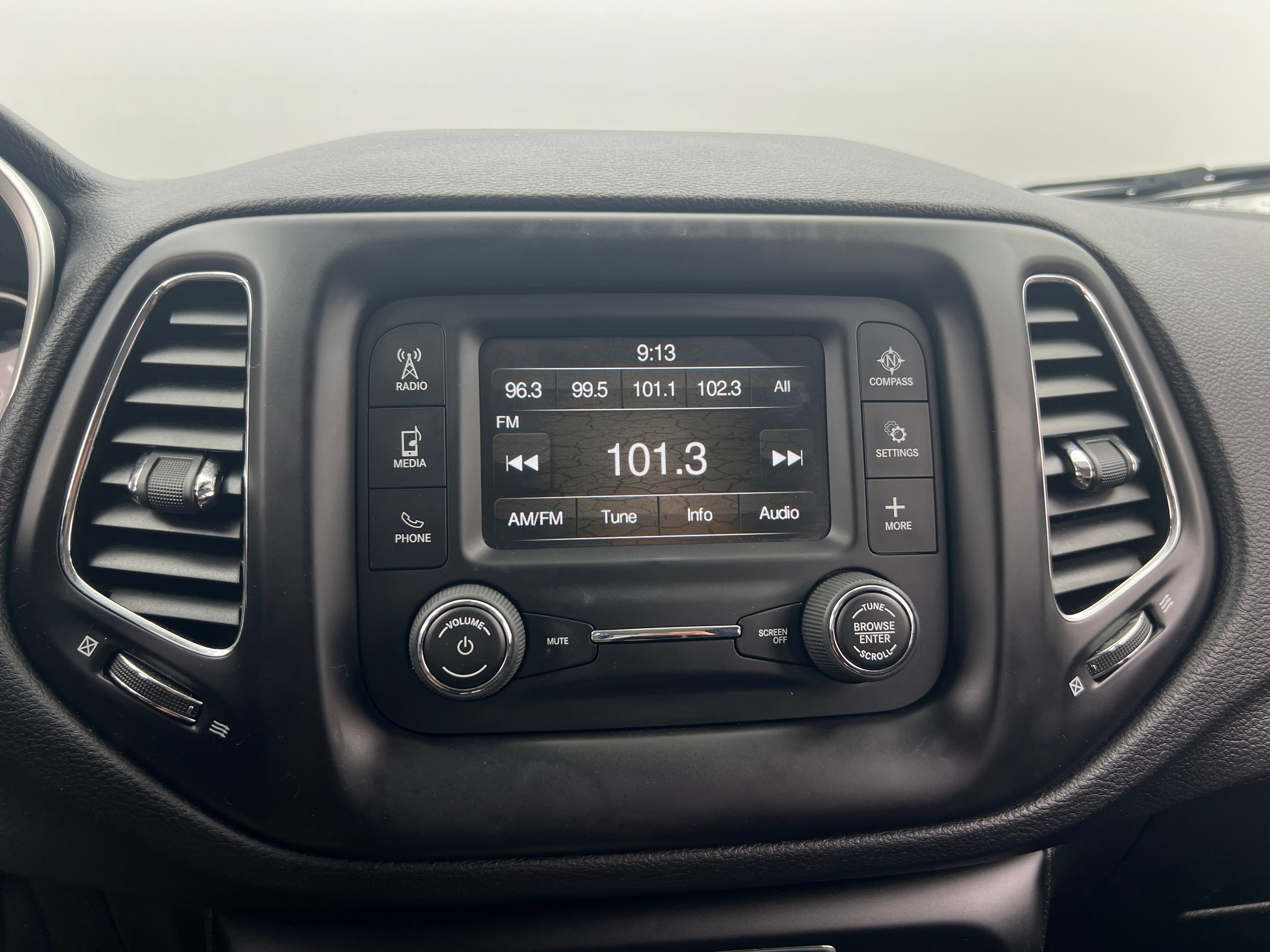 2018 Jeep Compass Sport 4