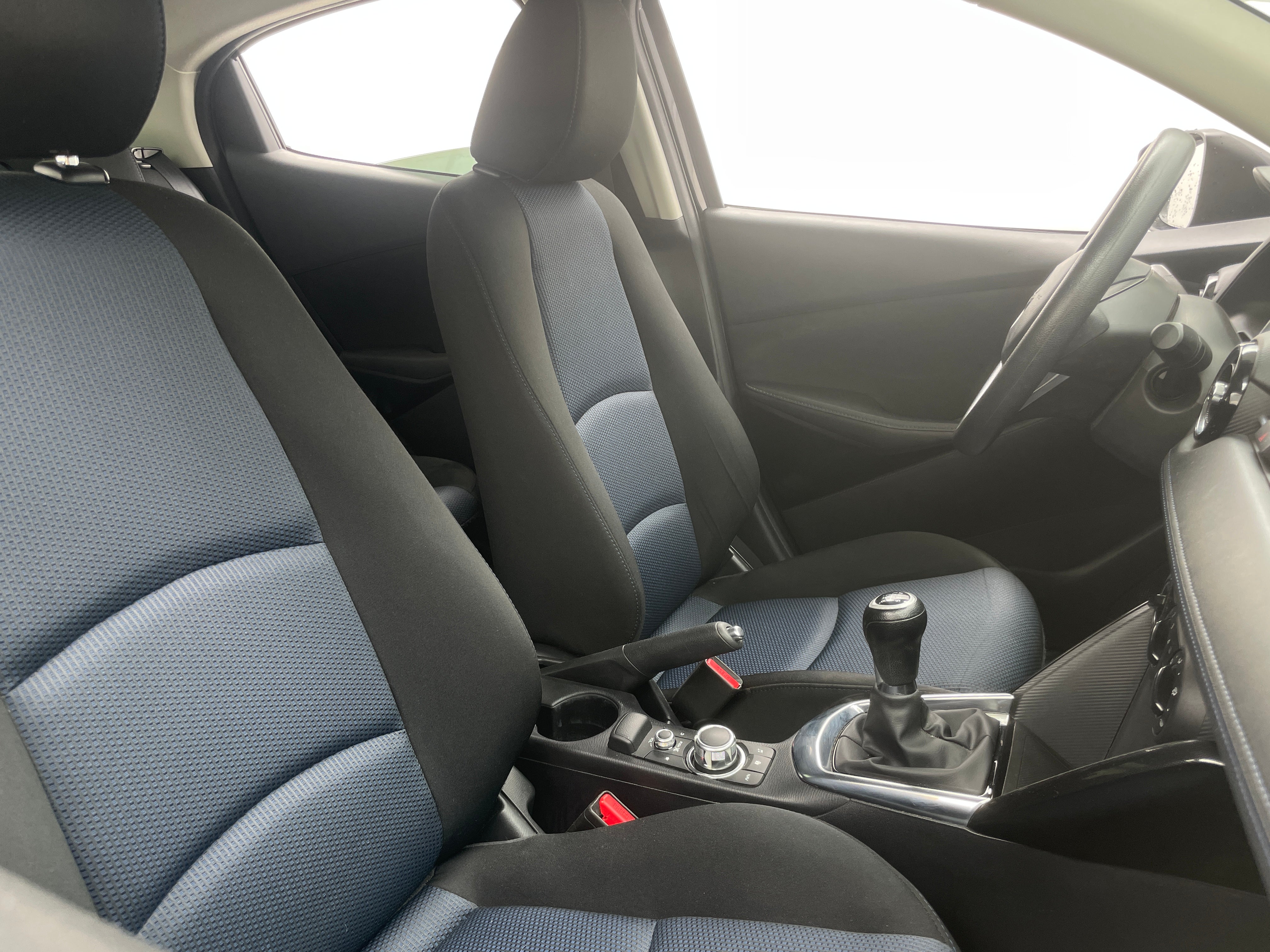 2017 Toyota Yaris iA Base 2