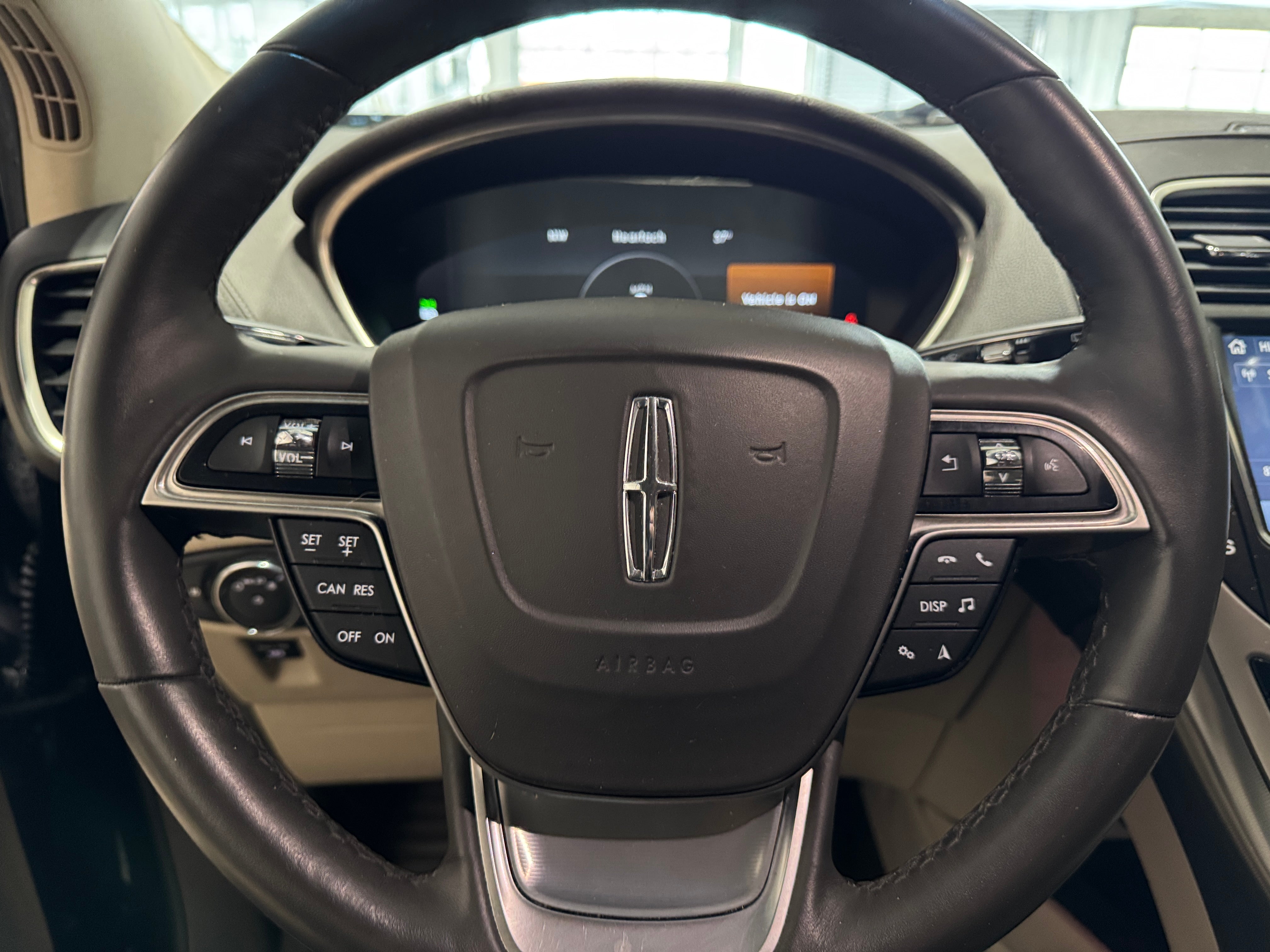 2019 Lincoln Nautilus Select 3