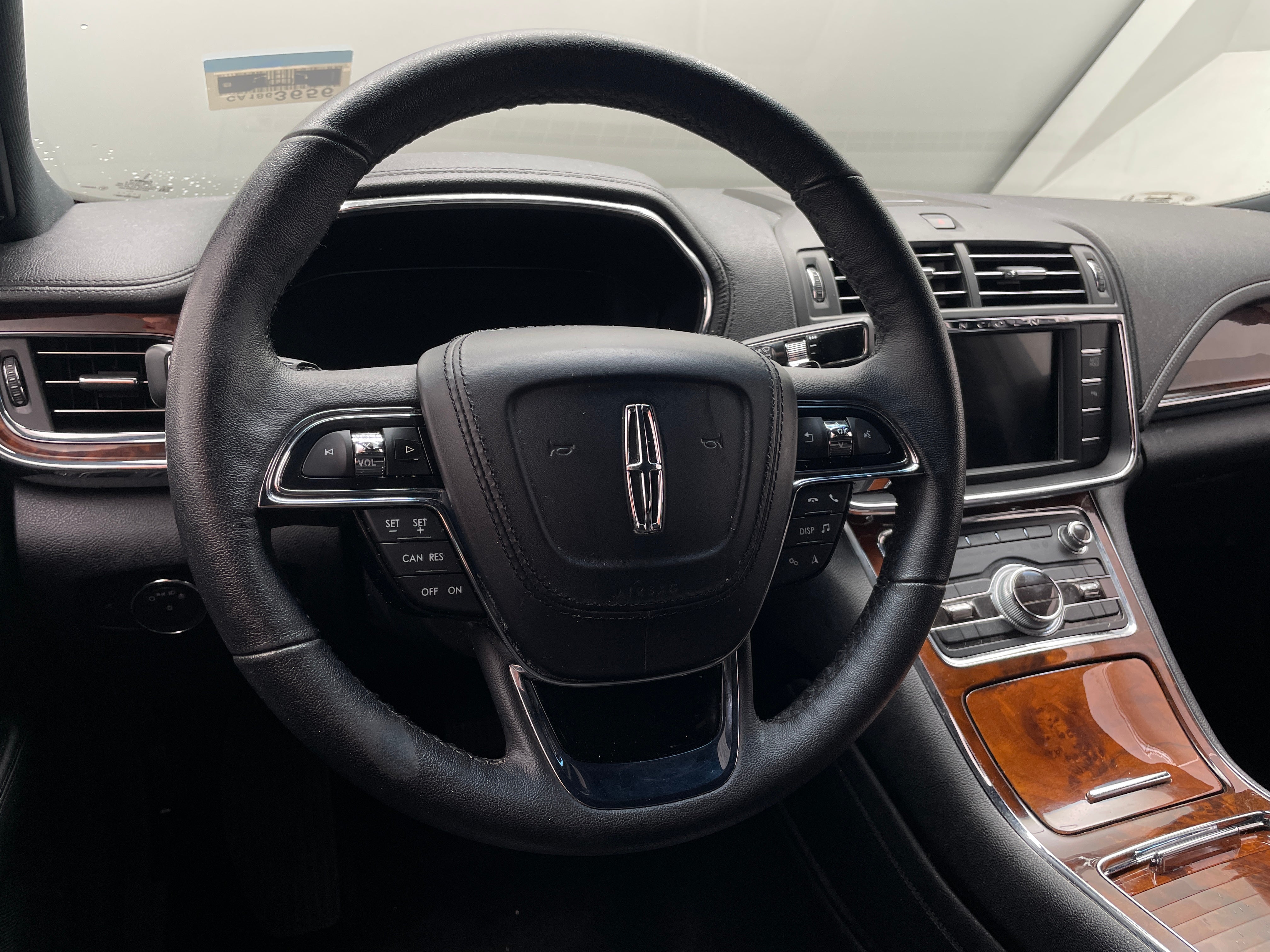 2018 Lincoln Continental Premiere 5