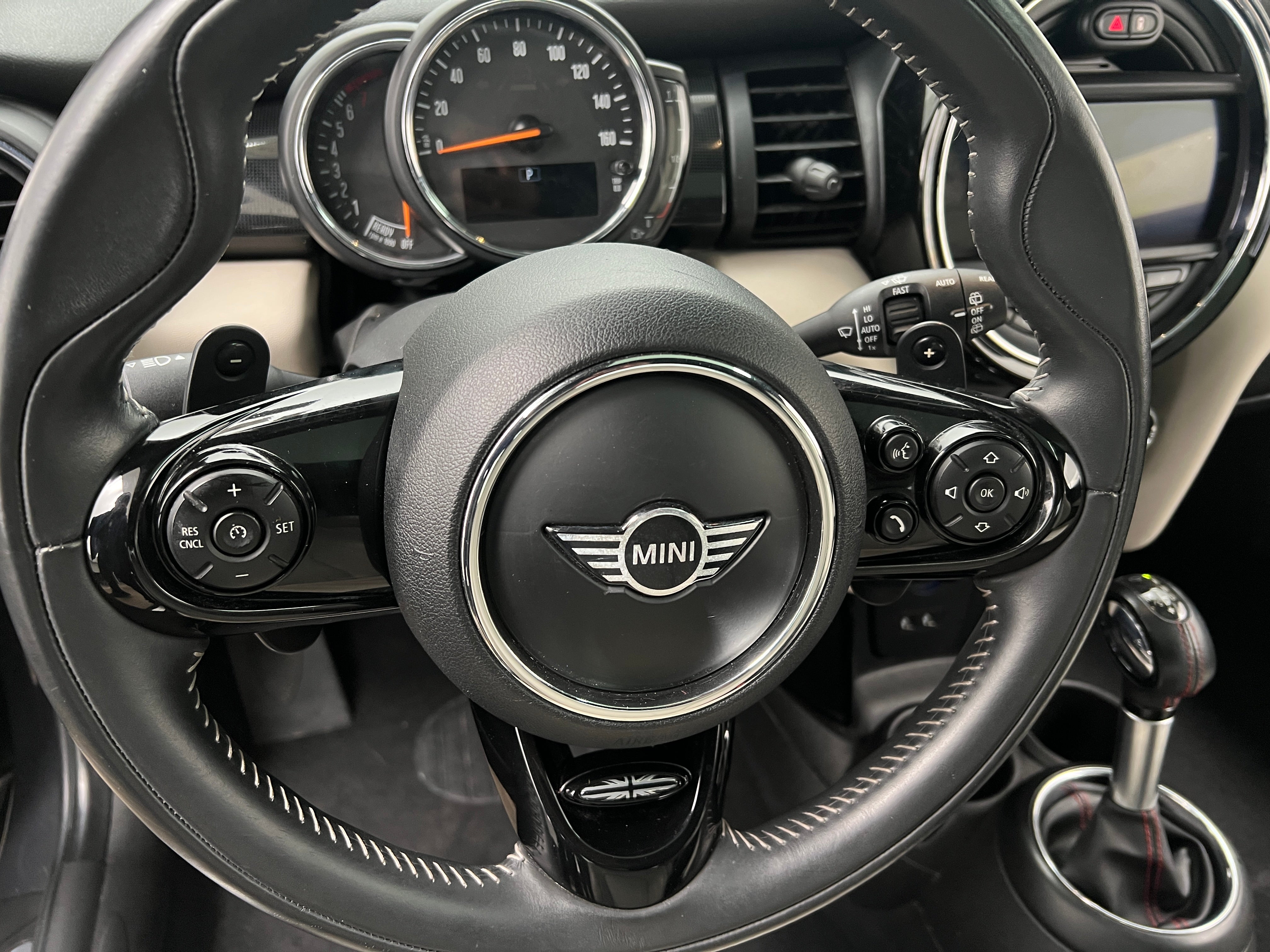 2019 MINI Cooper Hardtop S 3