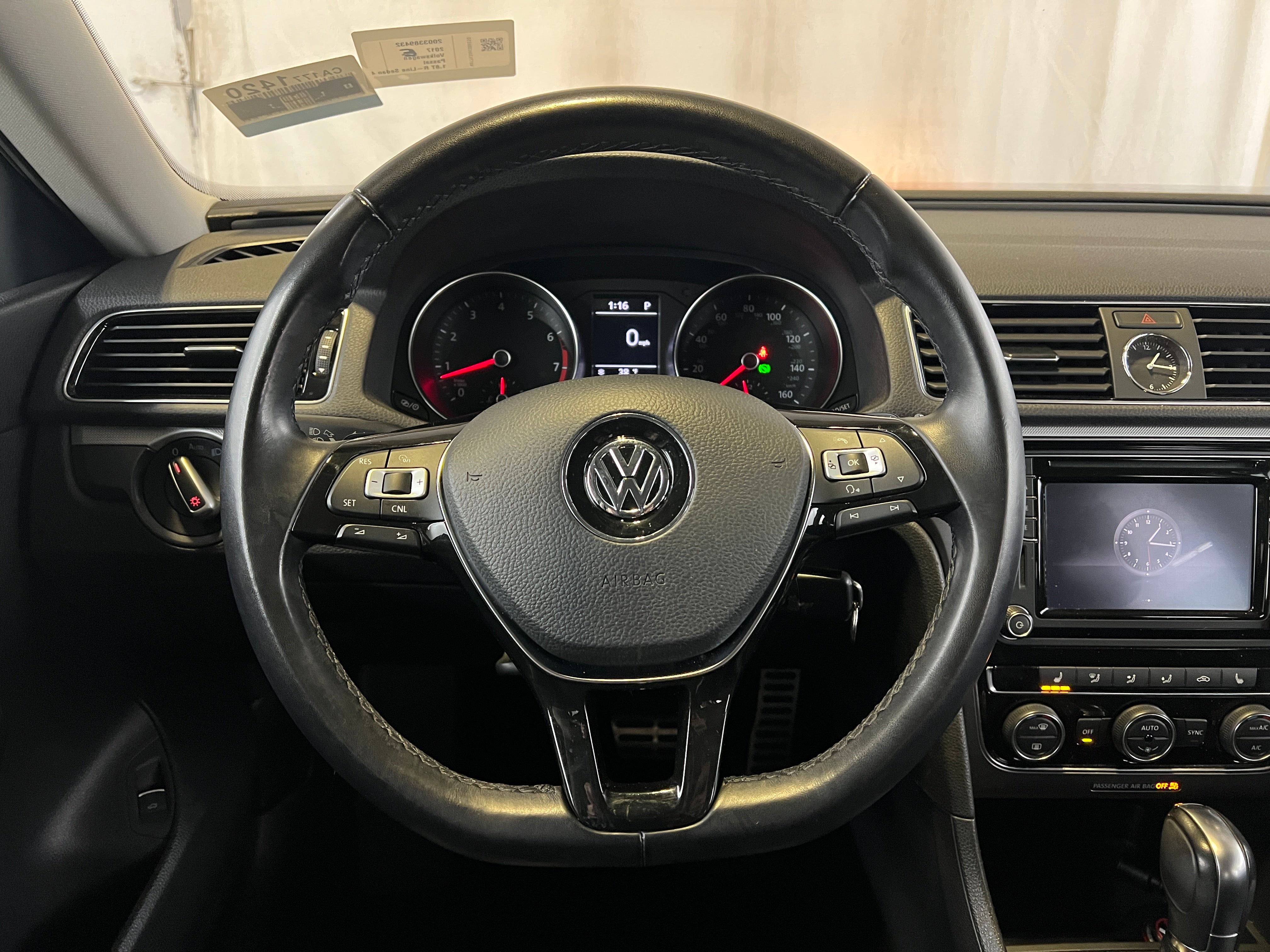 2017 Volkswagen Passat R-Line 5