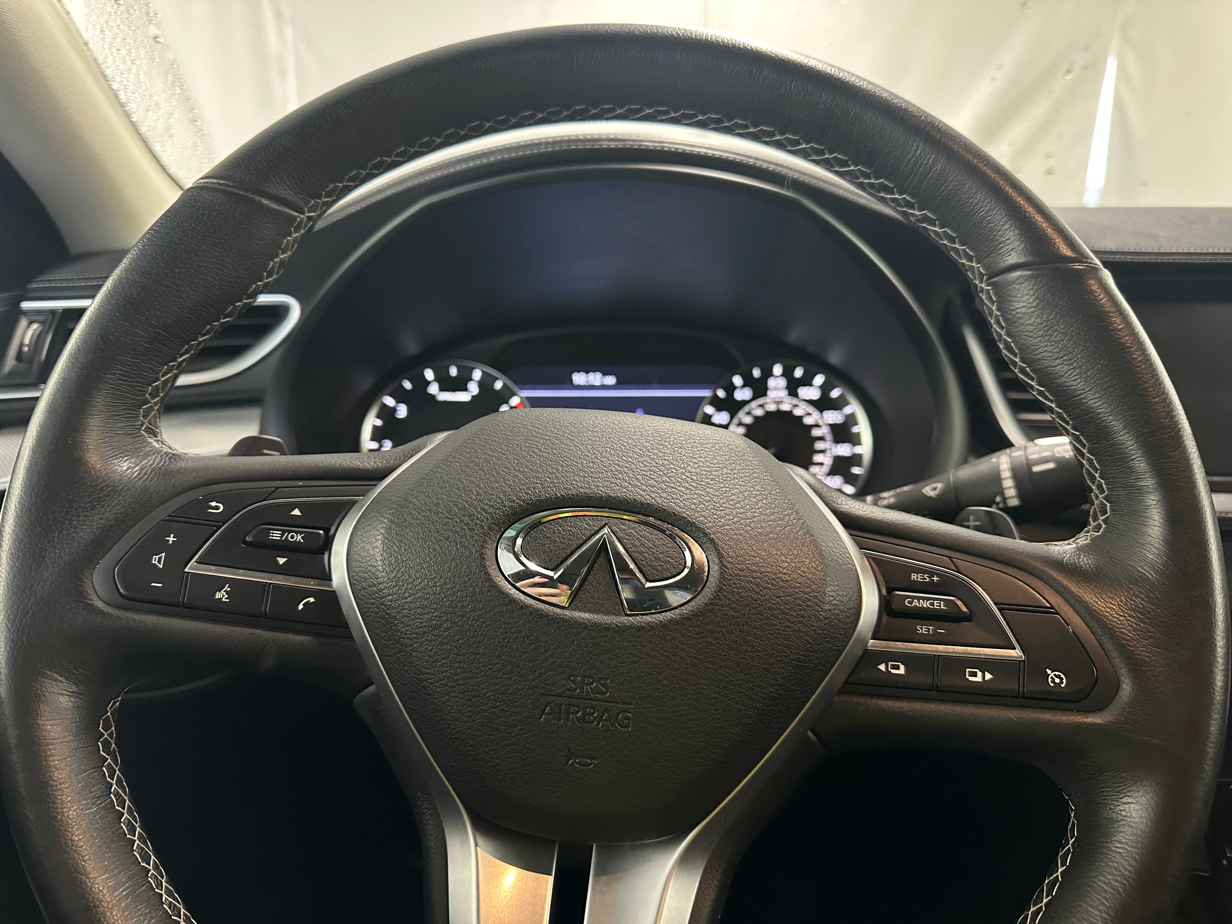 2019 INFINITI QX50 Luxe 5