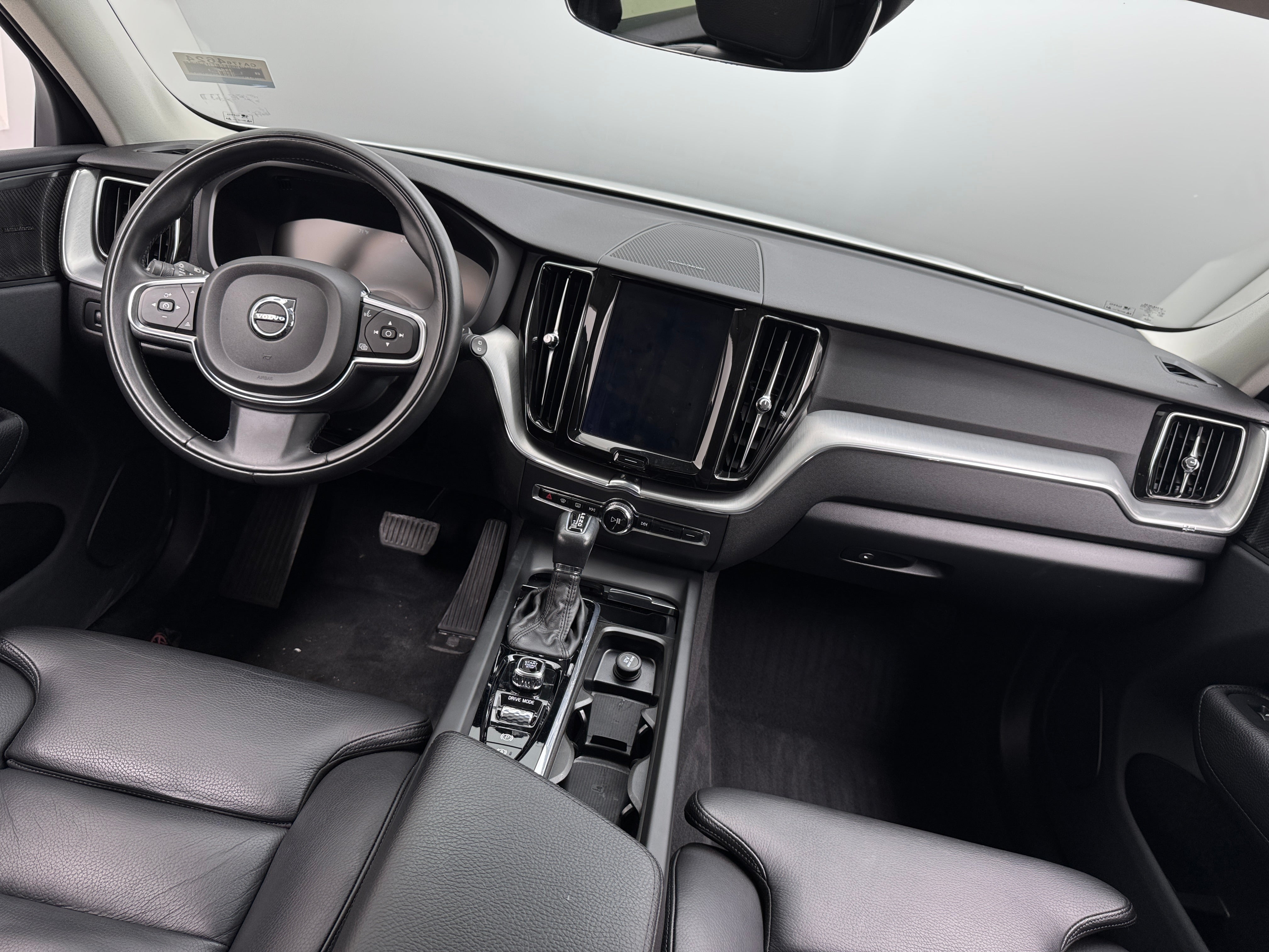 2019 Volvo XC60 T5 Momentum 2