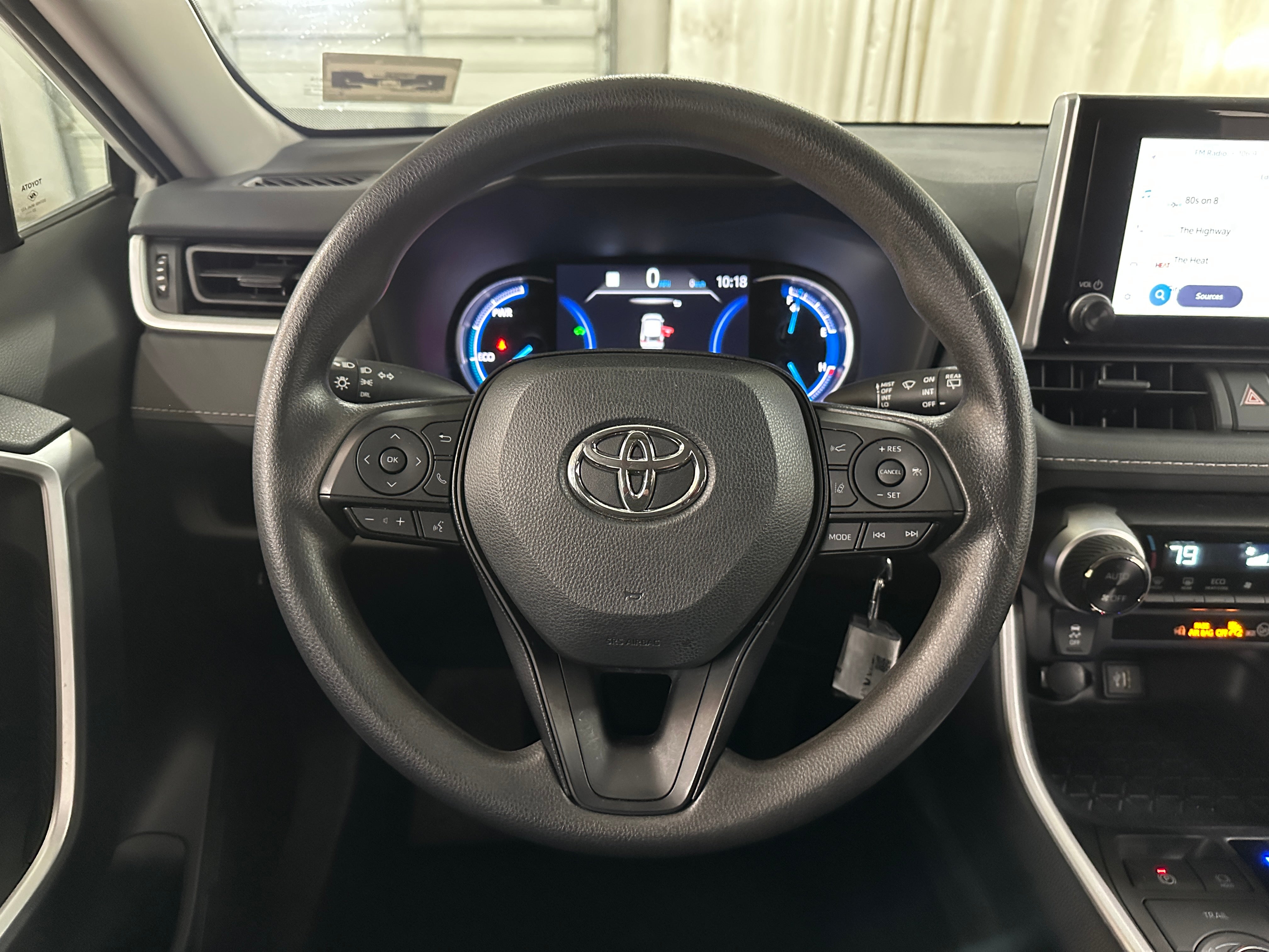 2024 Toyota RAV4 LE 5