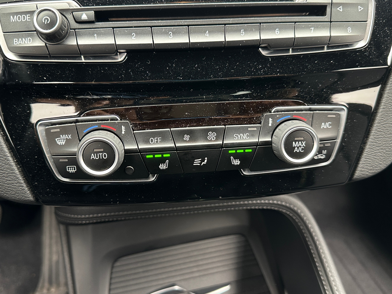 Thumbnail: 2017 BMW X1 - 4
