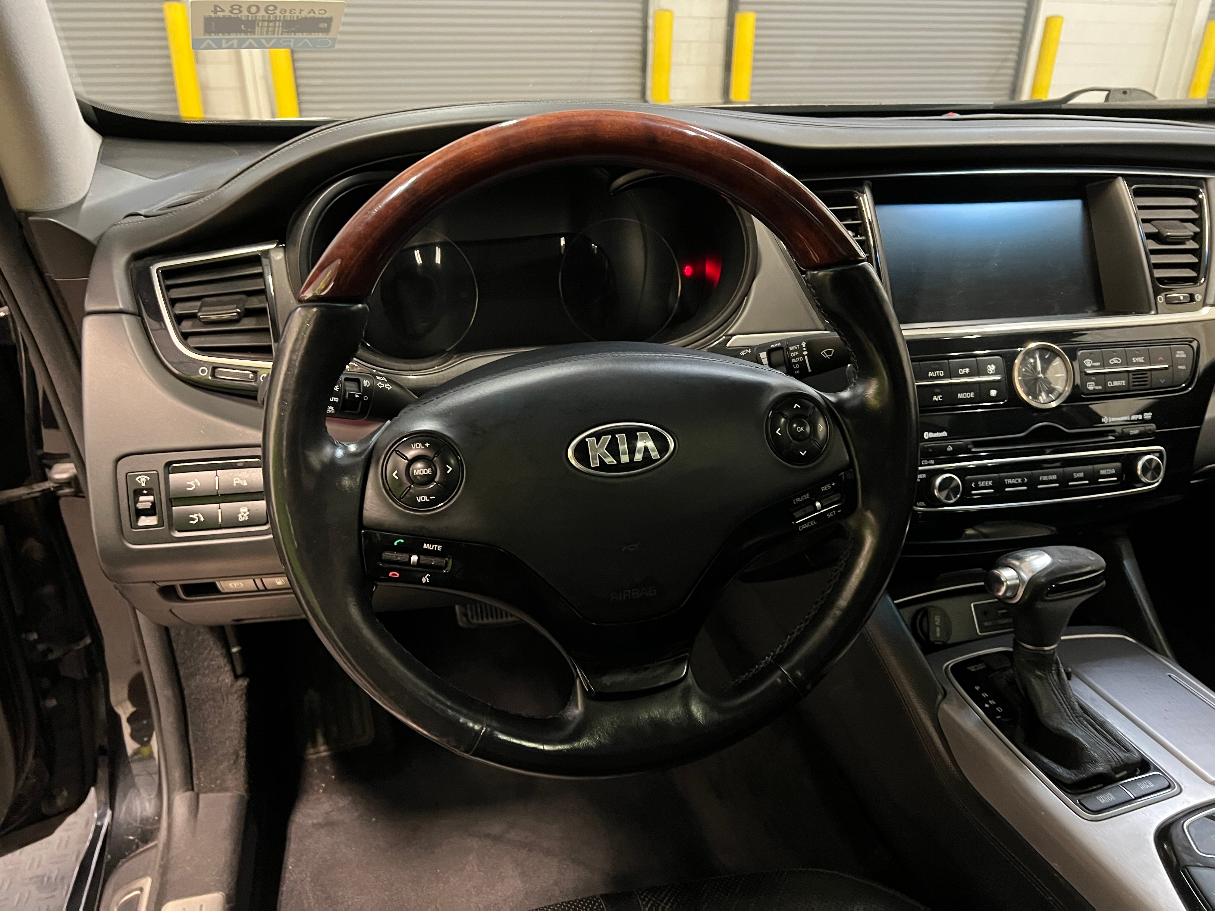 2015 Kia K900 Premium 4