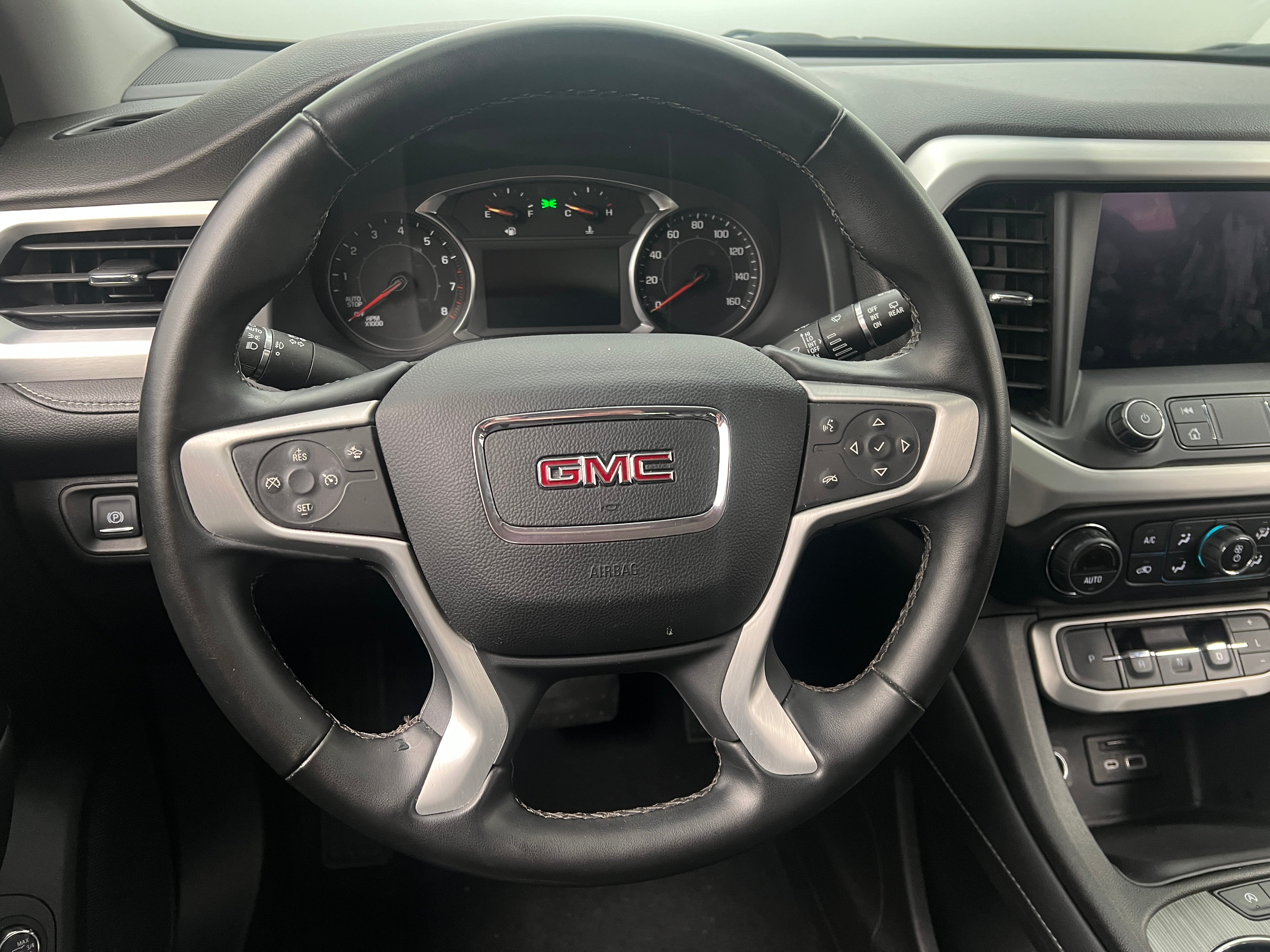 2023 GMC Acadia SLT 5