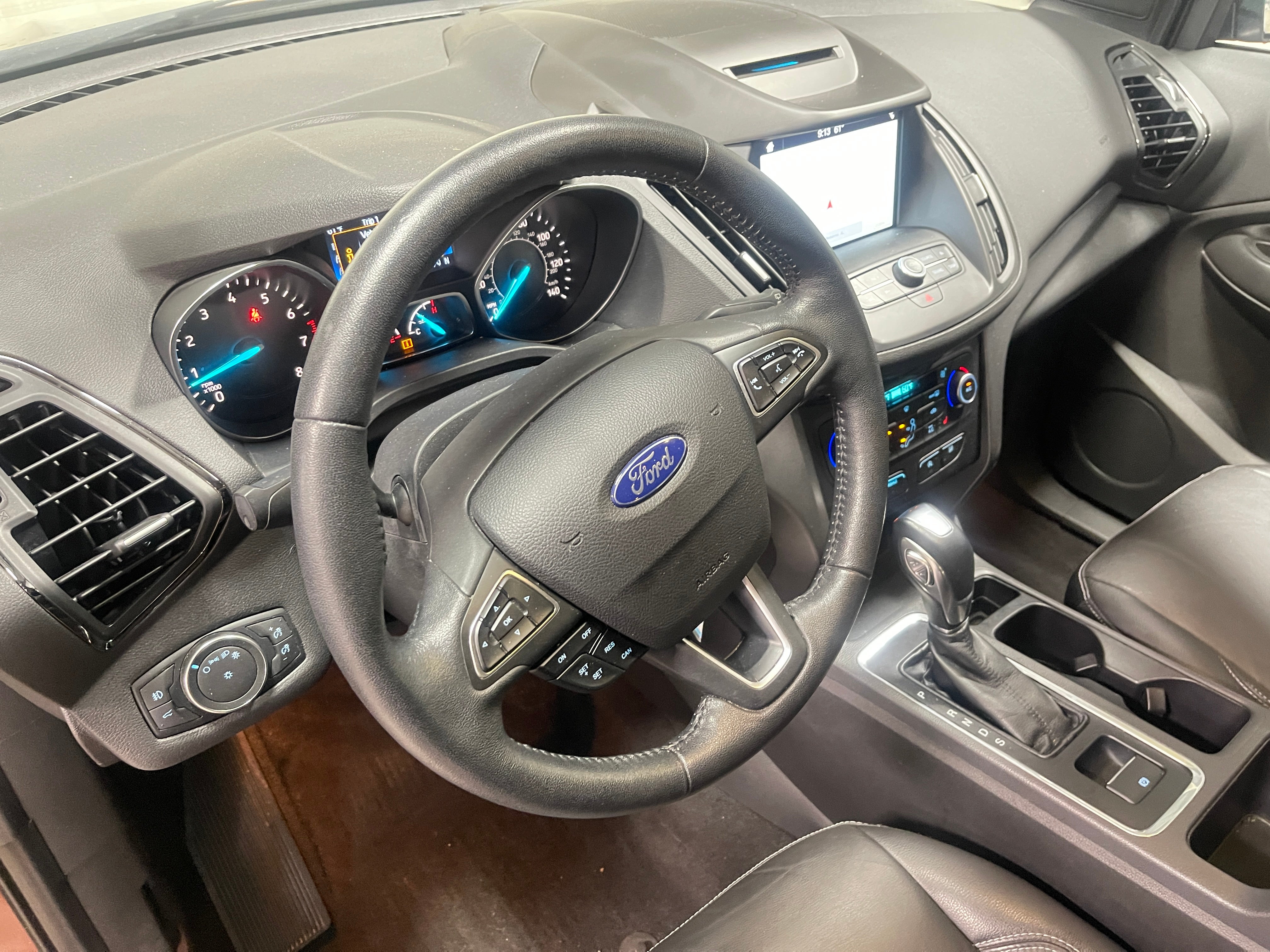 2018 Ford Escape SEL 2