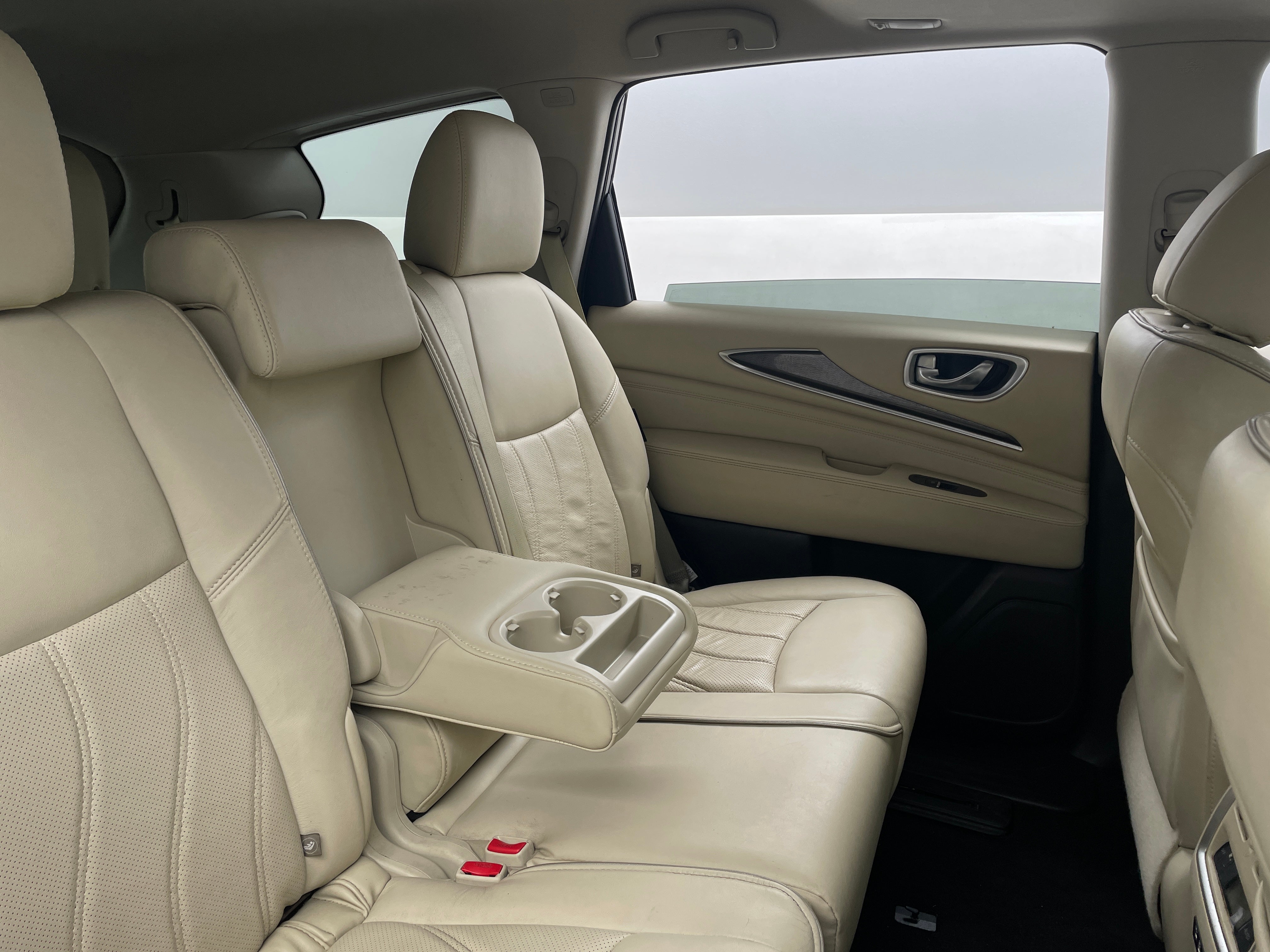 2019 INFINITI QX60 Luxe 6