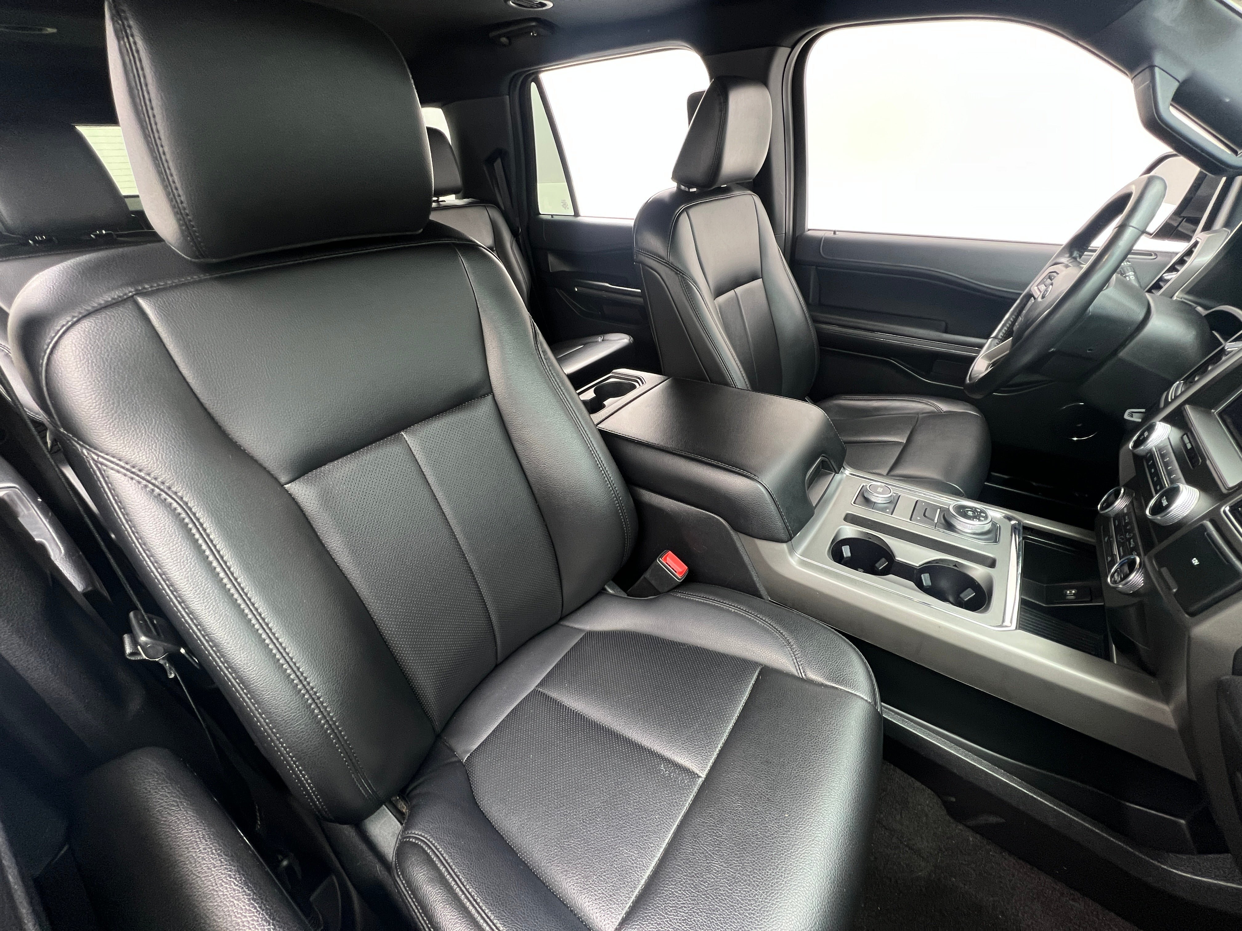 2021 Ford Expedition MAX XLT 2