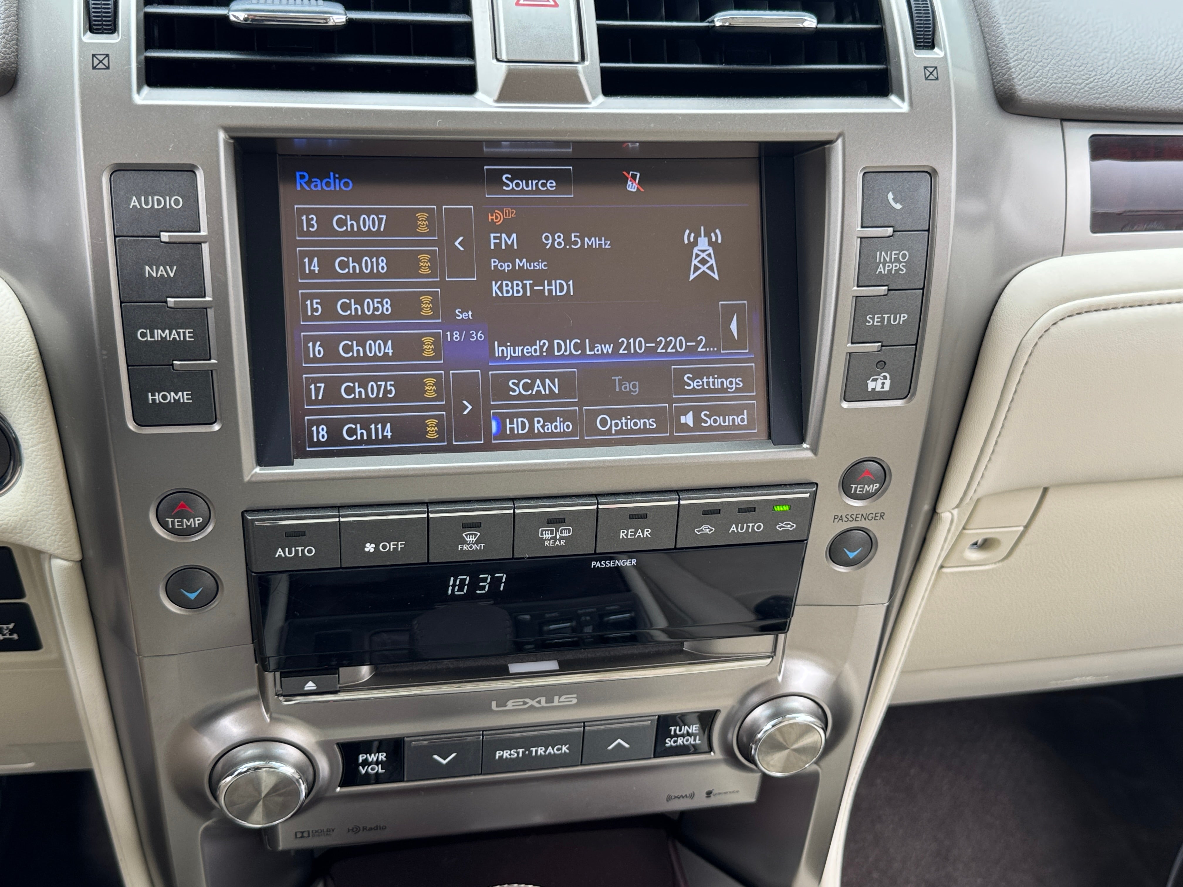 2016 Lexus GX 460 3