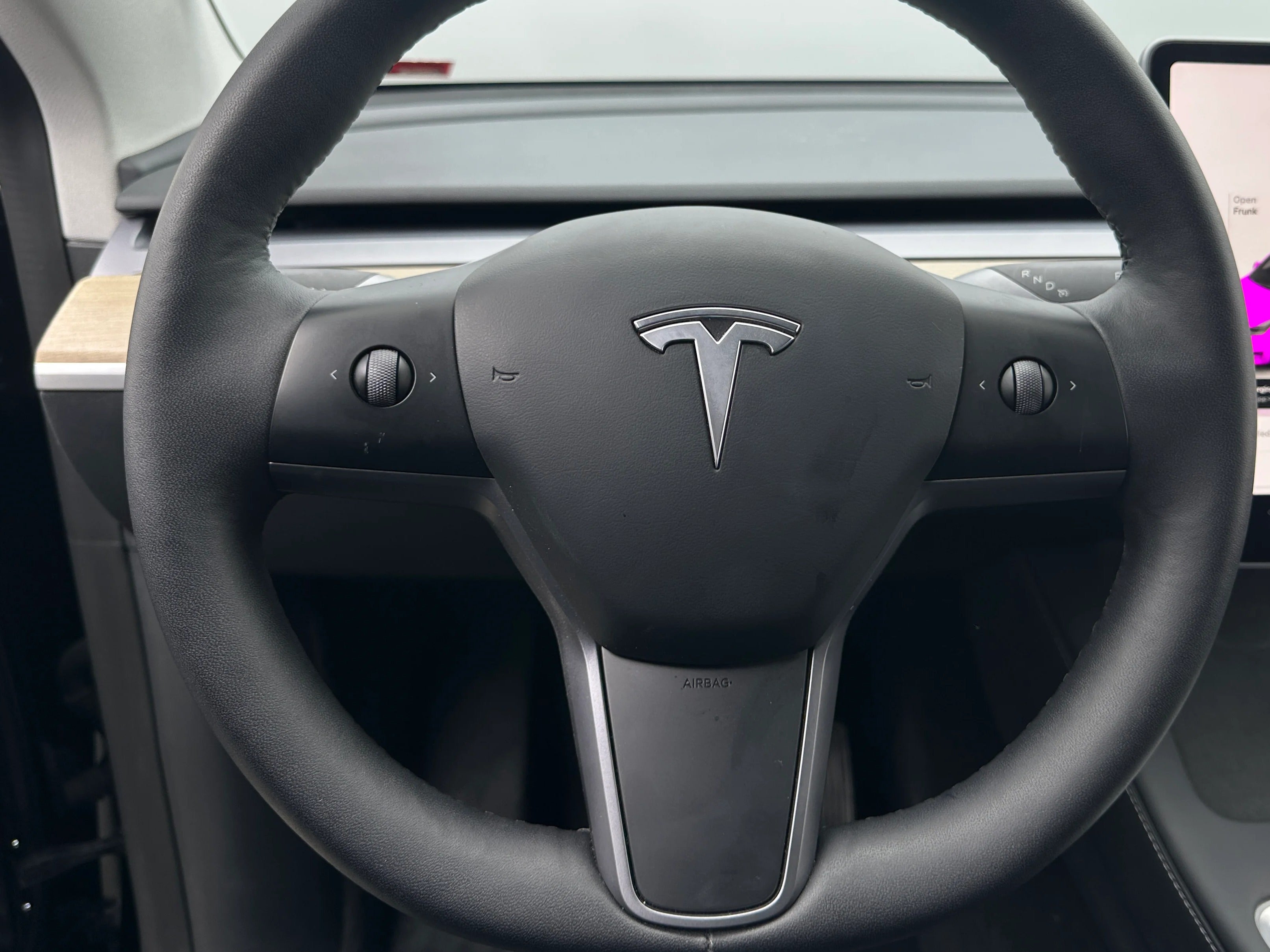 2023 Tesla Model Y Long Range 4