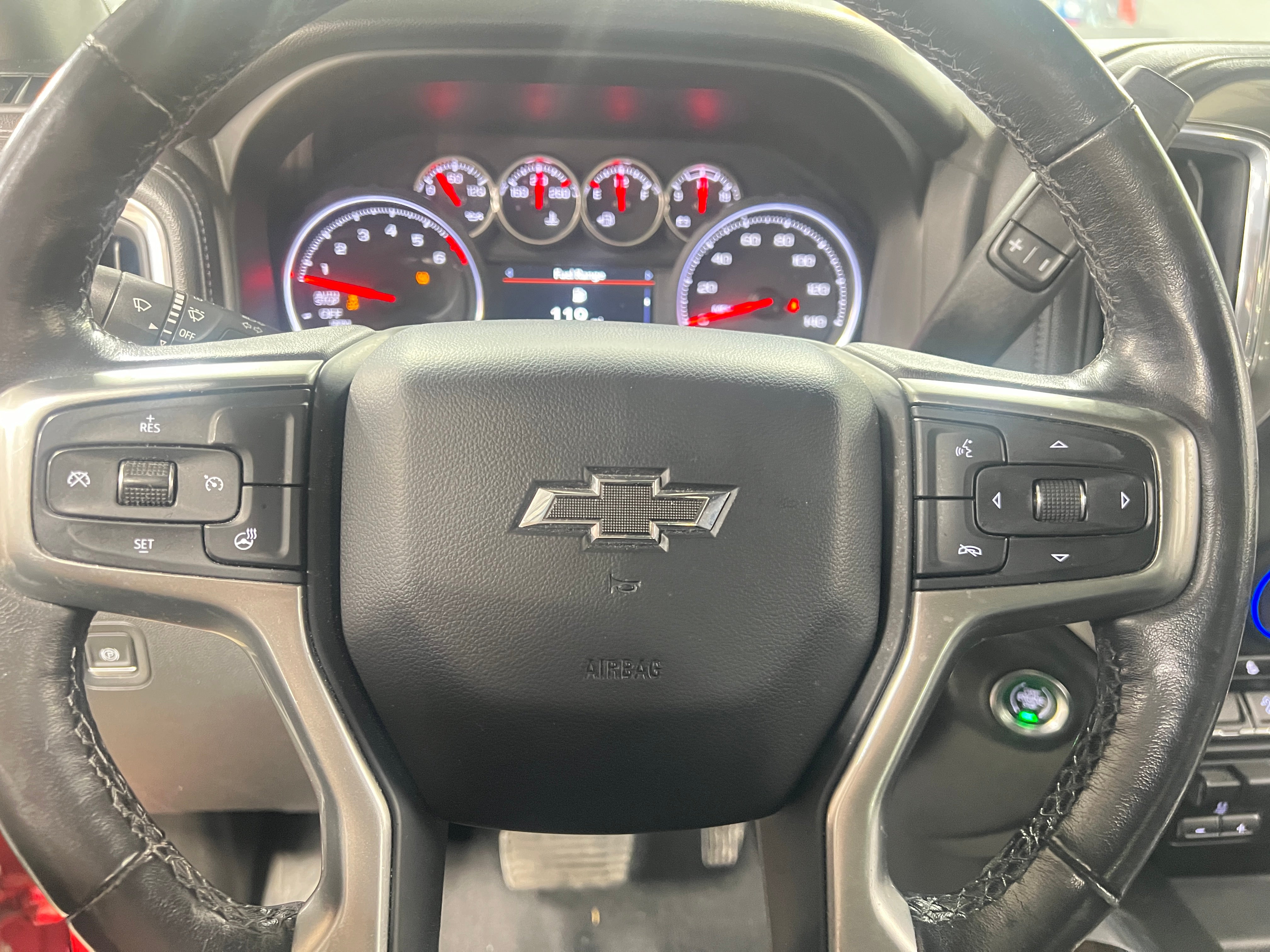 2020 Chevrolet Silverado 1500 RST 4