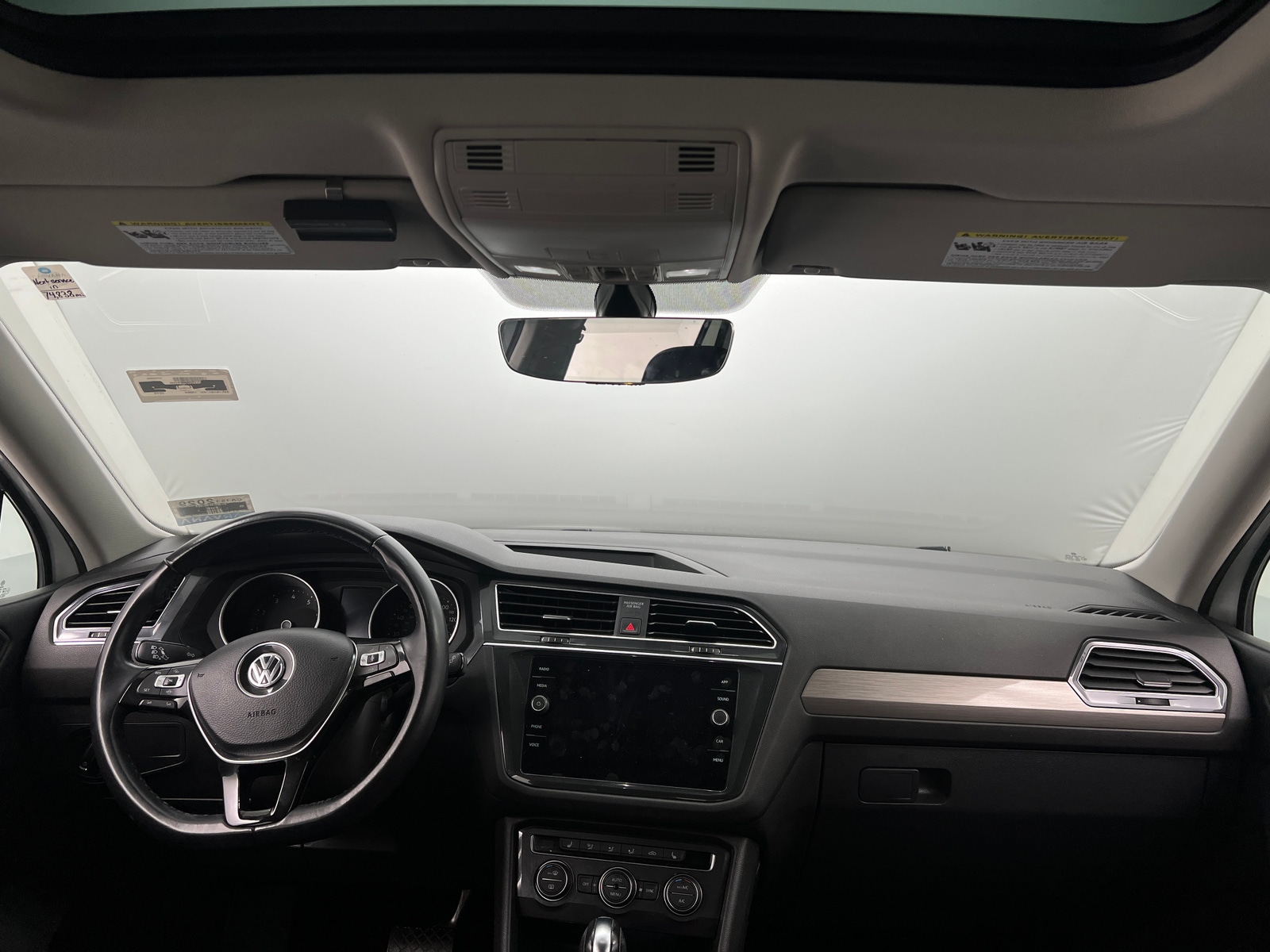 Thumbnail: 2019 Volkswagen Tiguan - 3