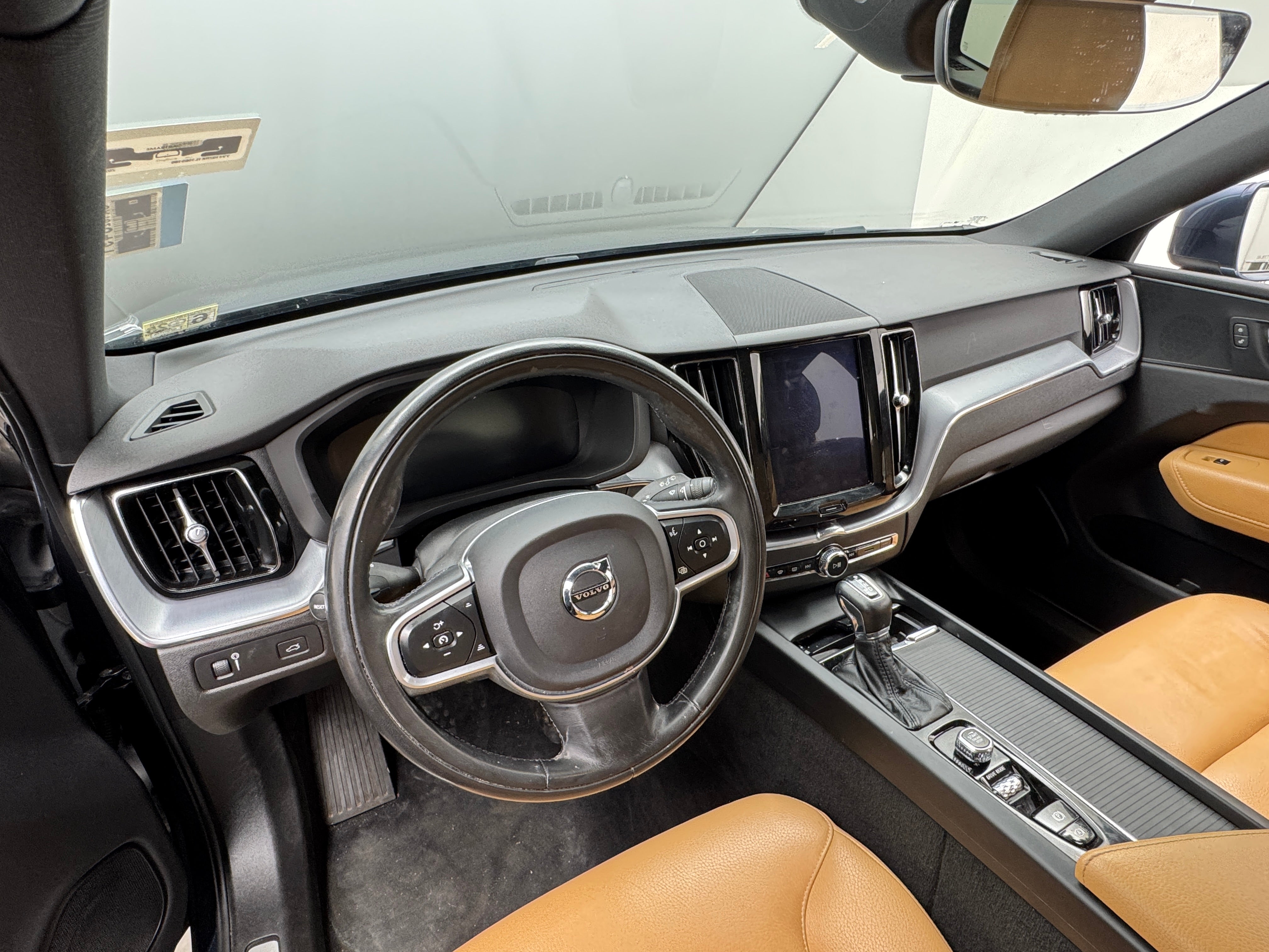 2020 Volvo XC60 T5 Momentum 2