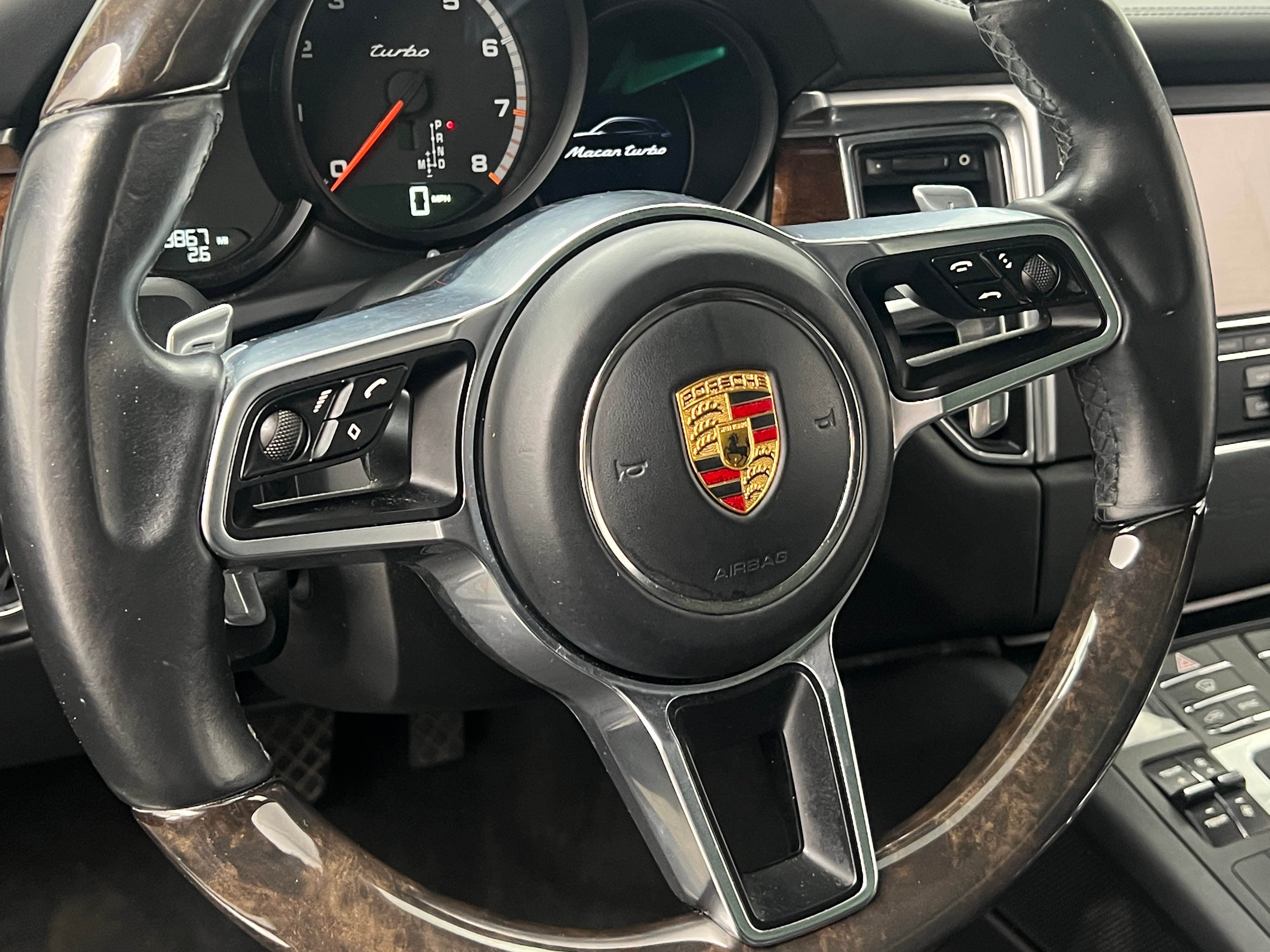 2015 Porsche Macan Turbo 4