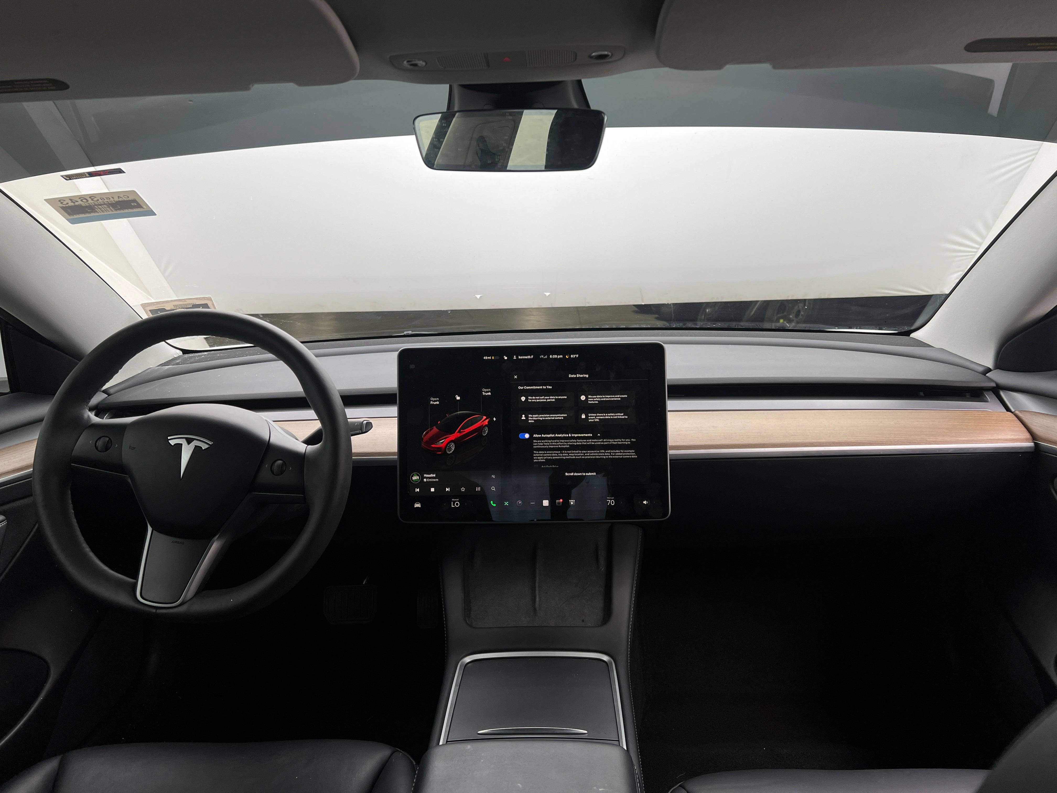 2023 Tesla Model 3 Standard Range 3