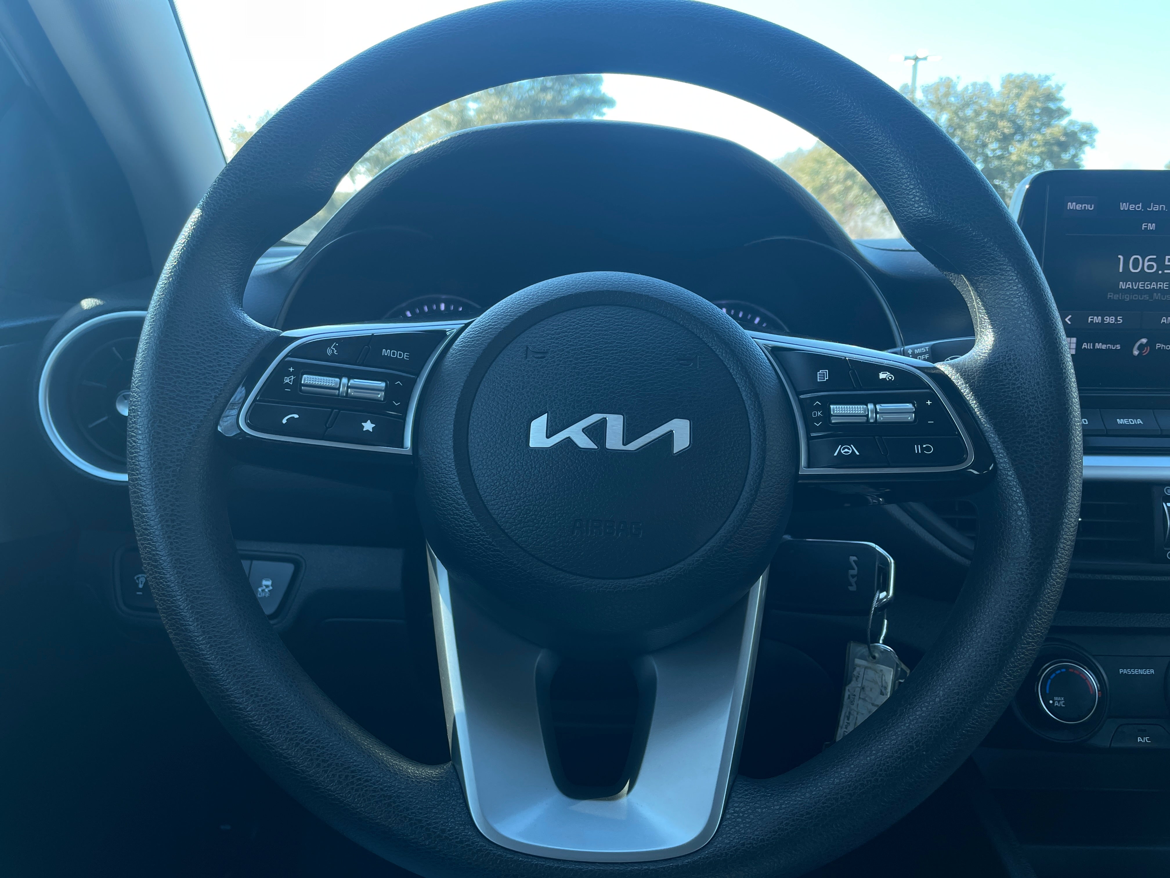 2024 Kia Forte LXS 4