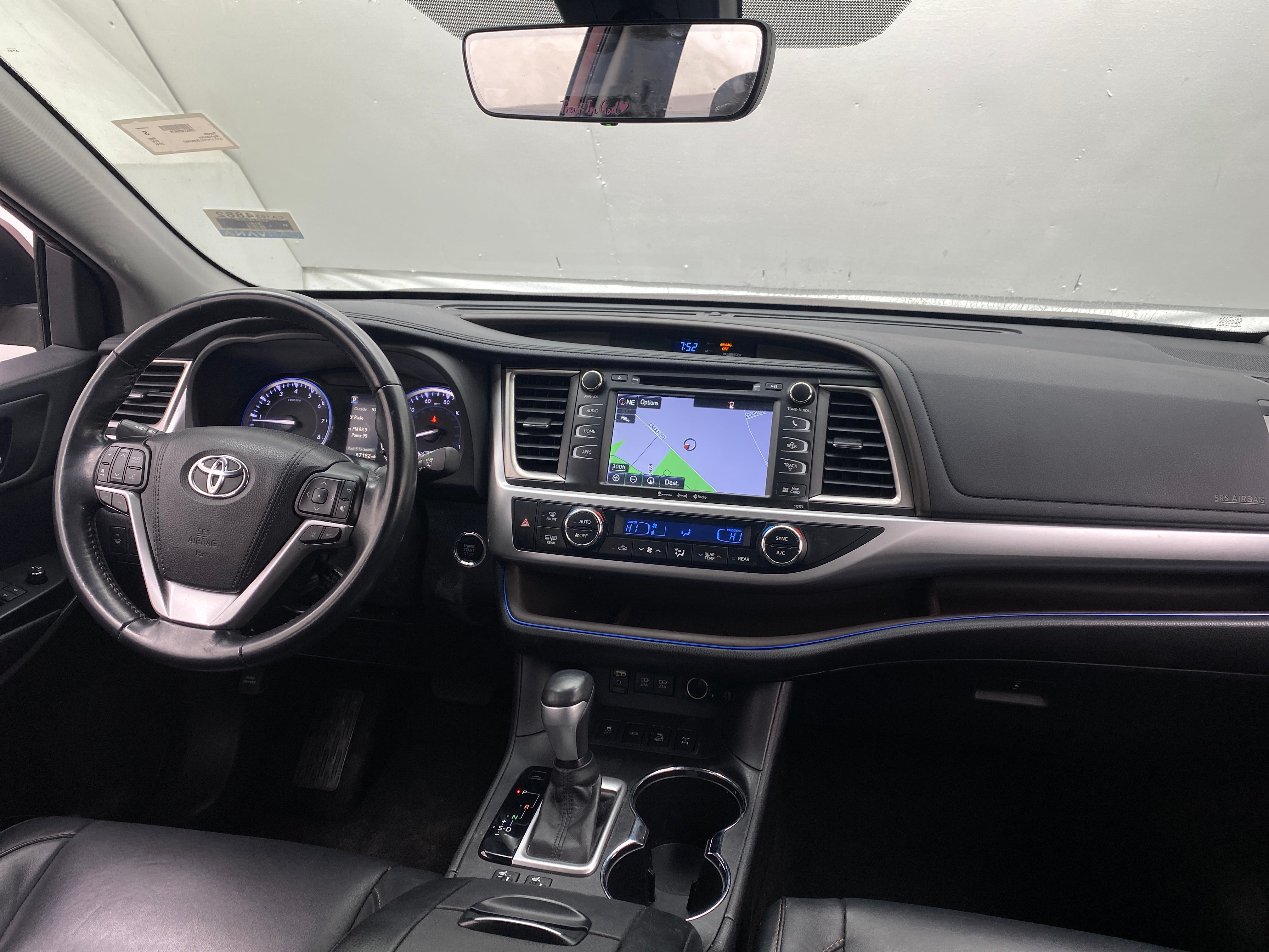 2018 Toyota Highlander XLE 2