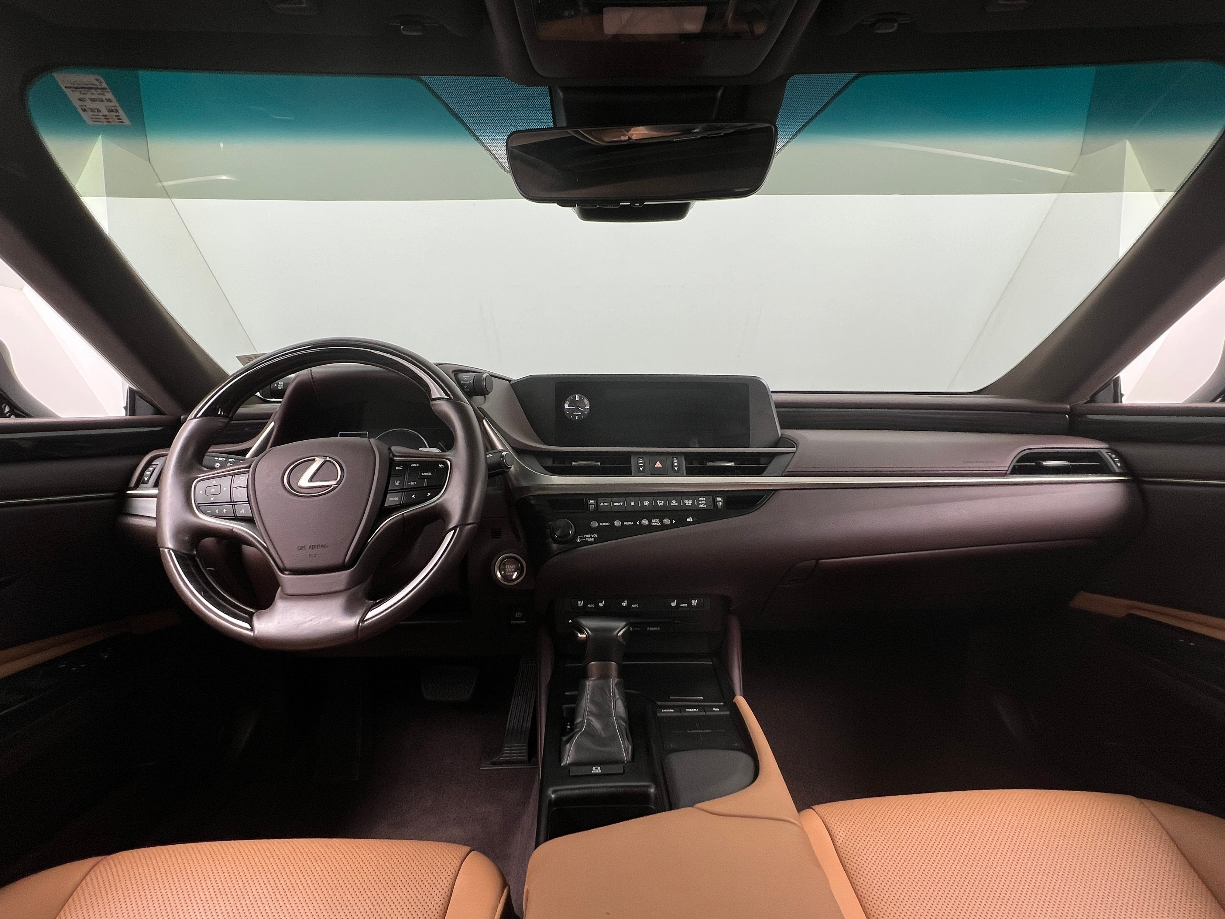 2019 Lexus ES 350 Luxury 3