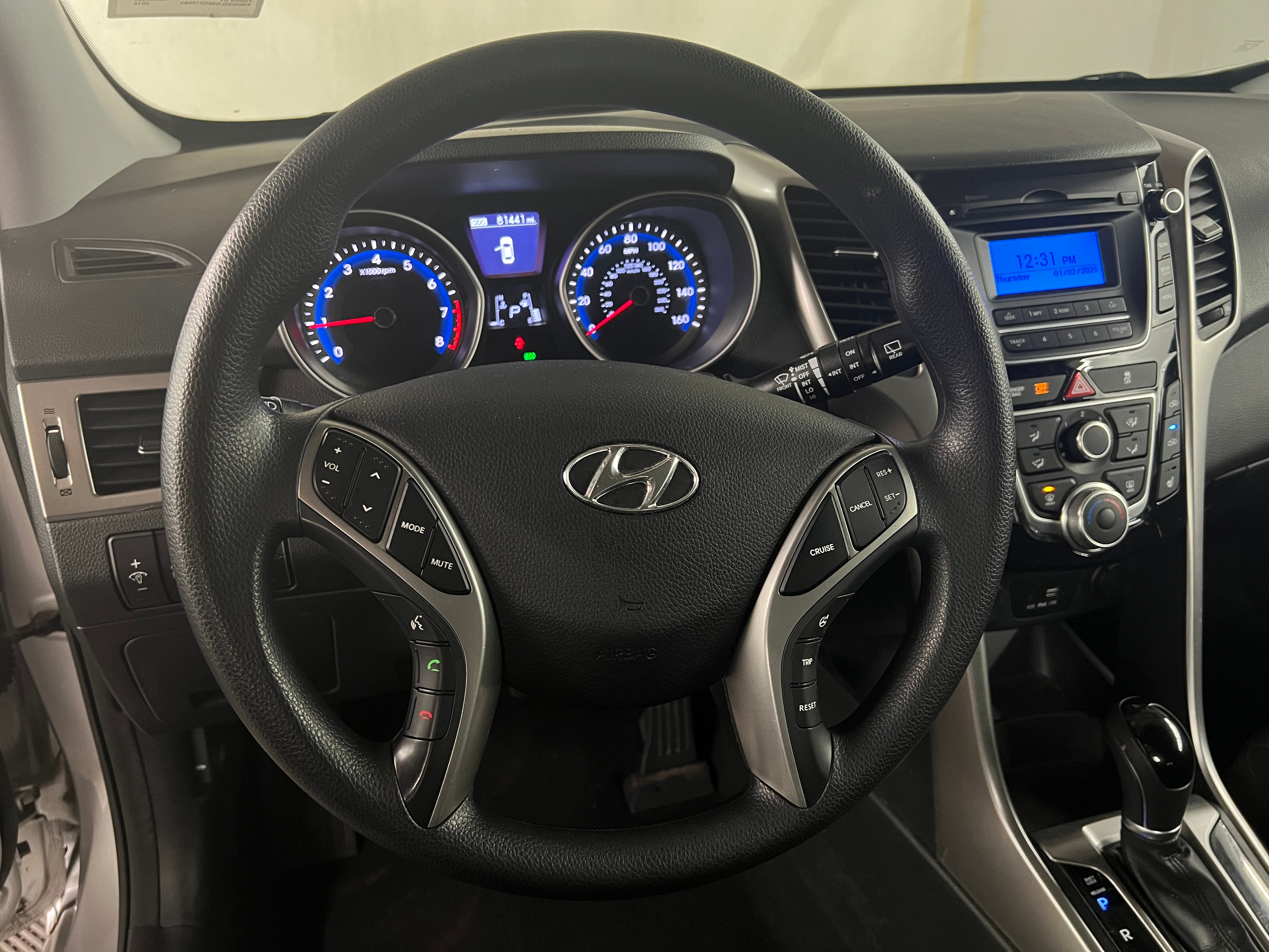 2016 Hyundai Elantra Base 5