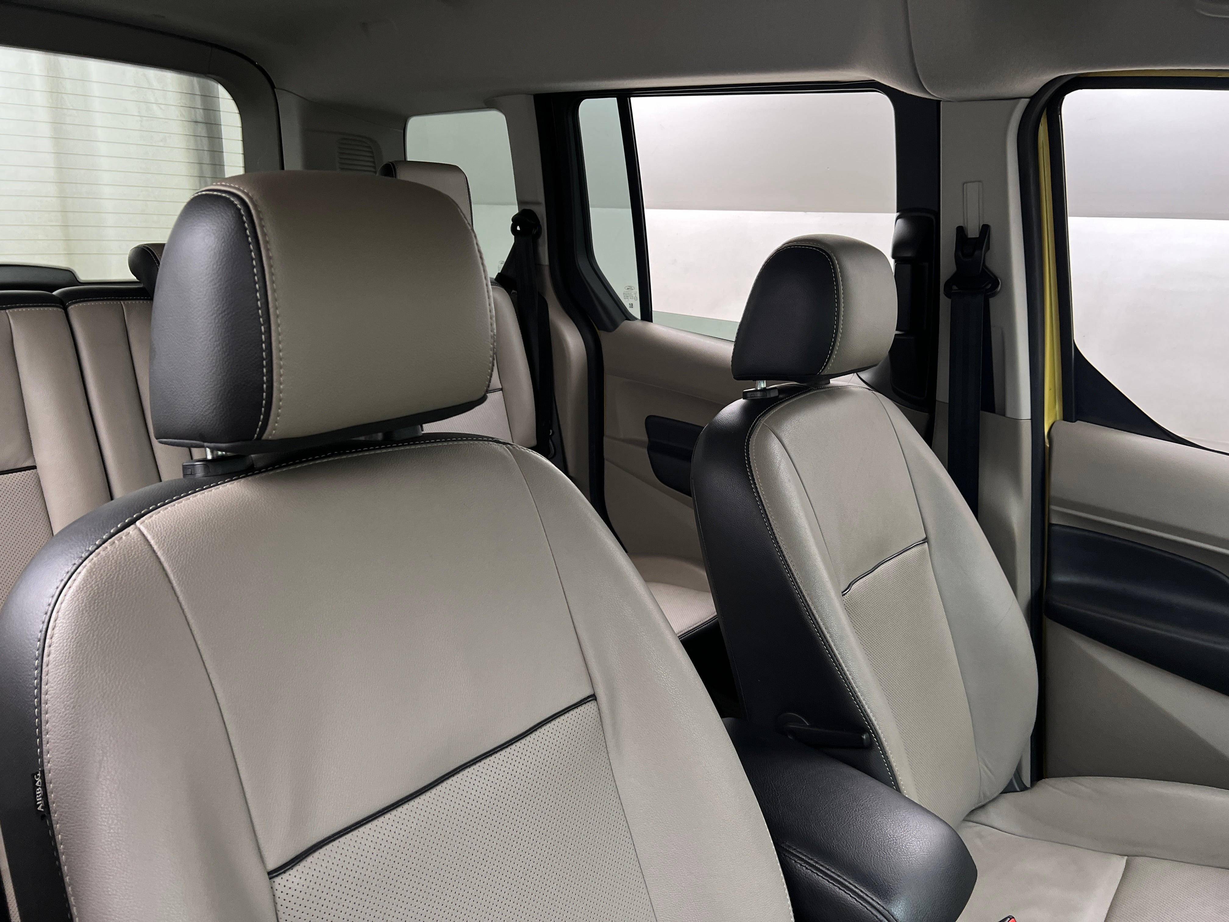 2014 Ford Transit Series Connect XLT 2