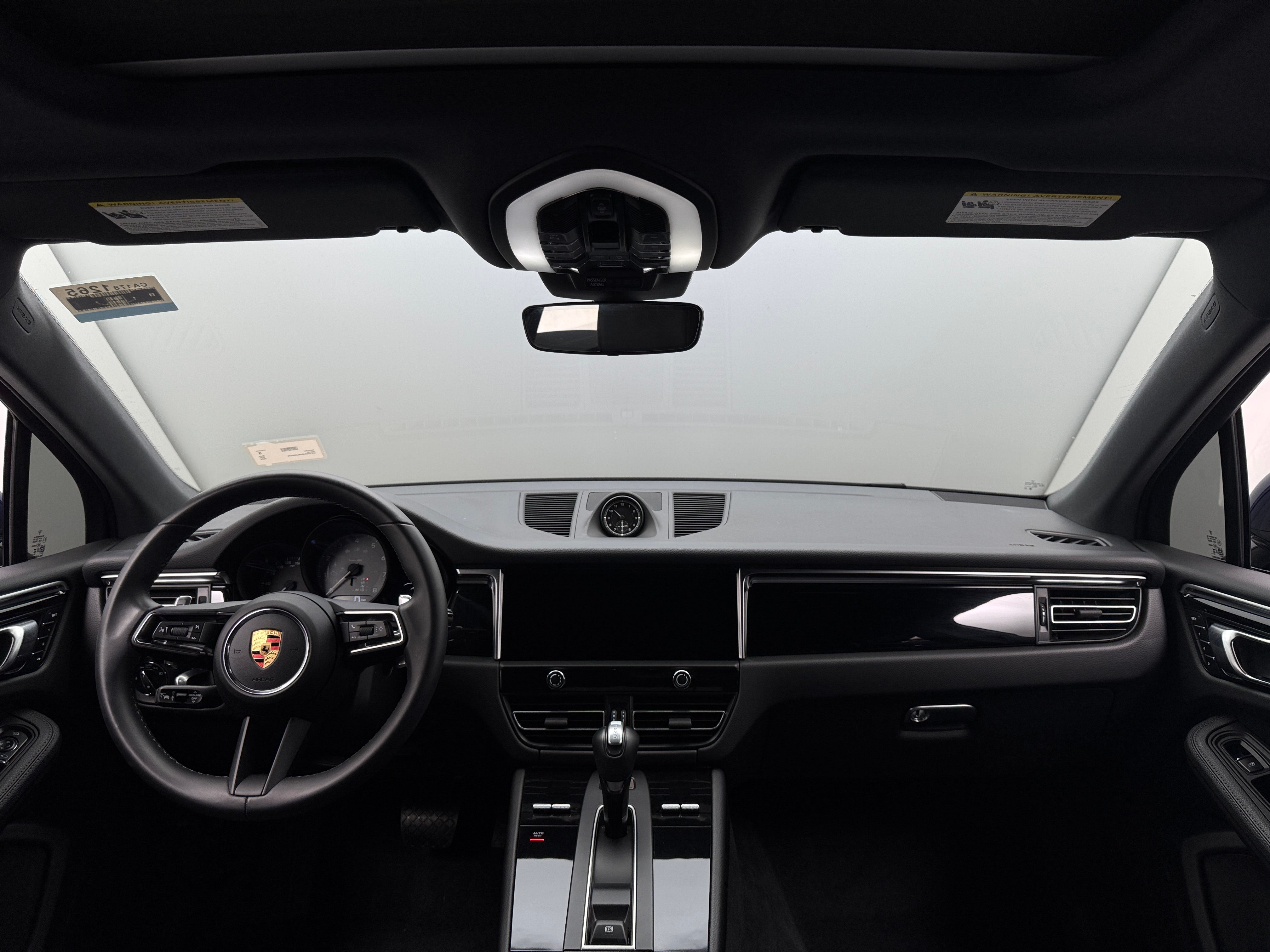 Thumbnail: 2024 Porsche Macan - 3