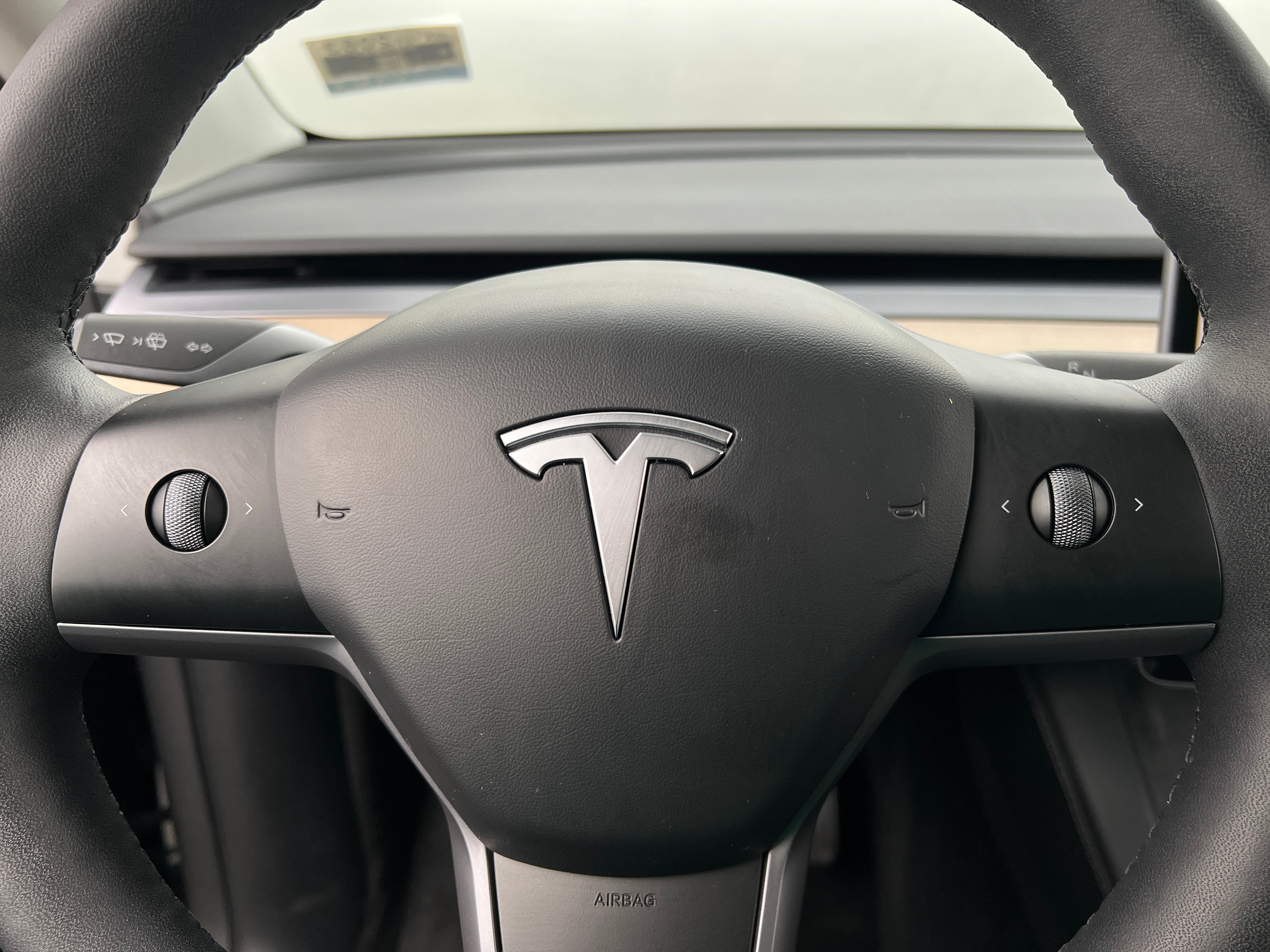 2023 Tesla Model Y Long Range 4