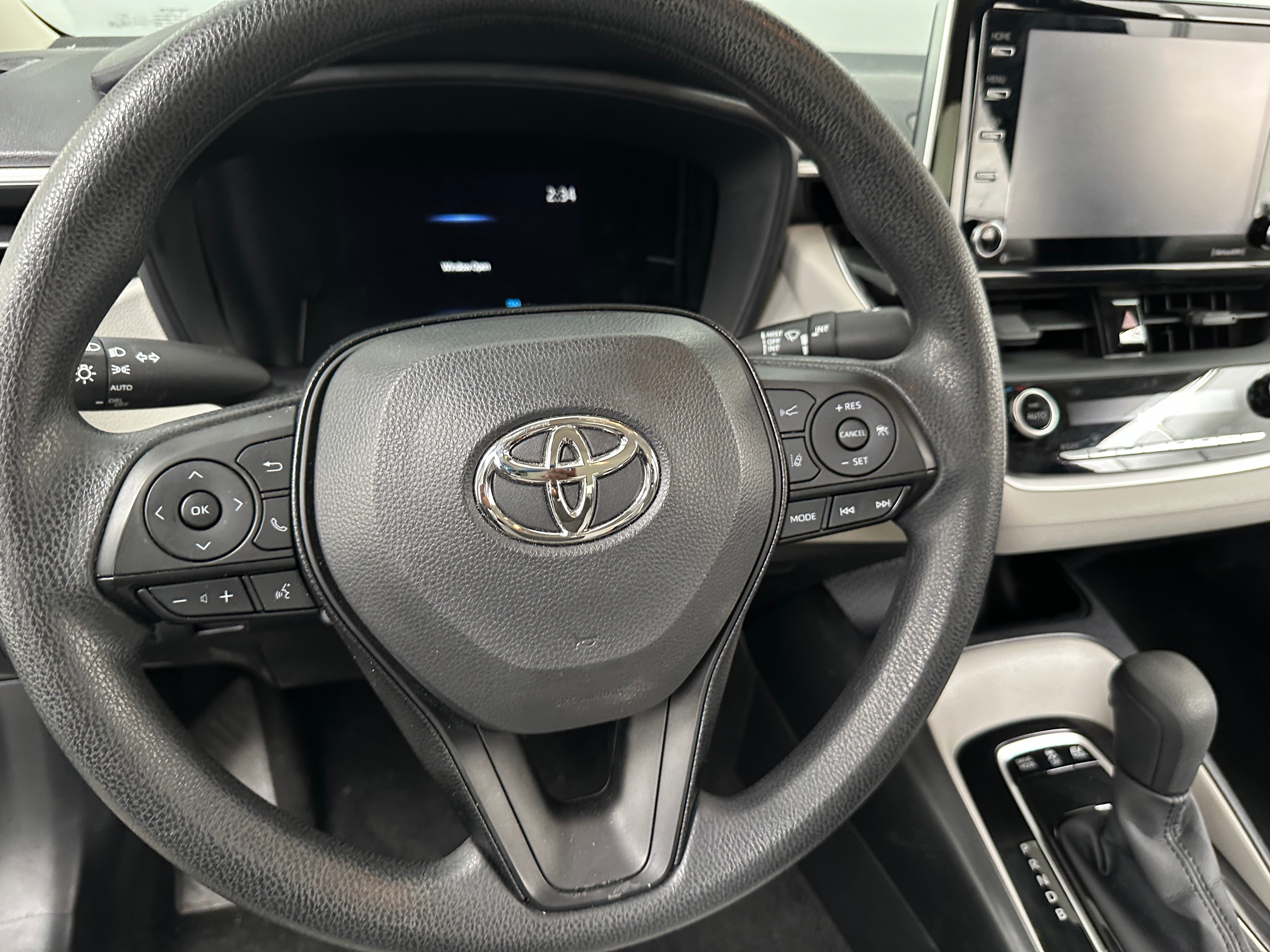 2021 Toyota Corolla LE 4