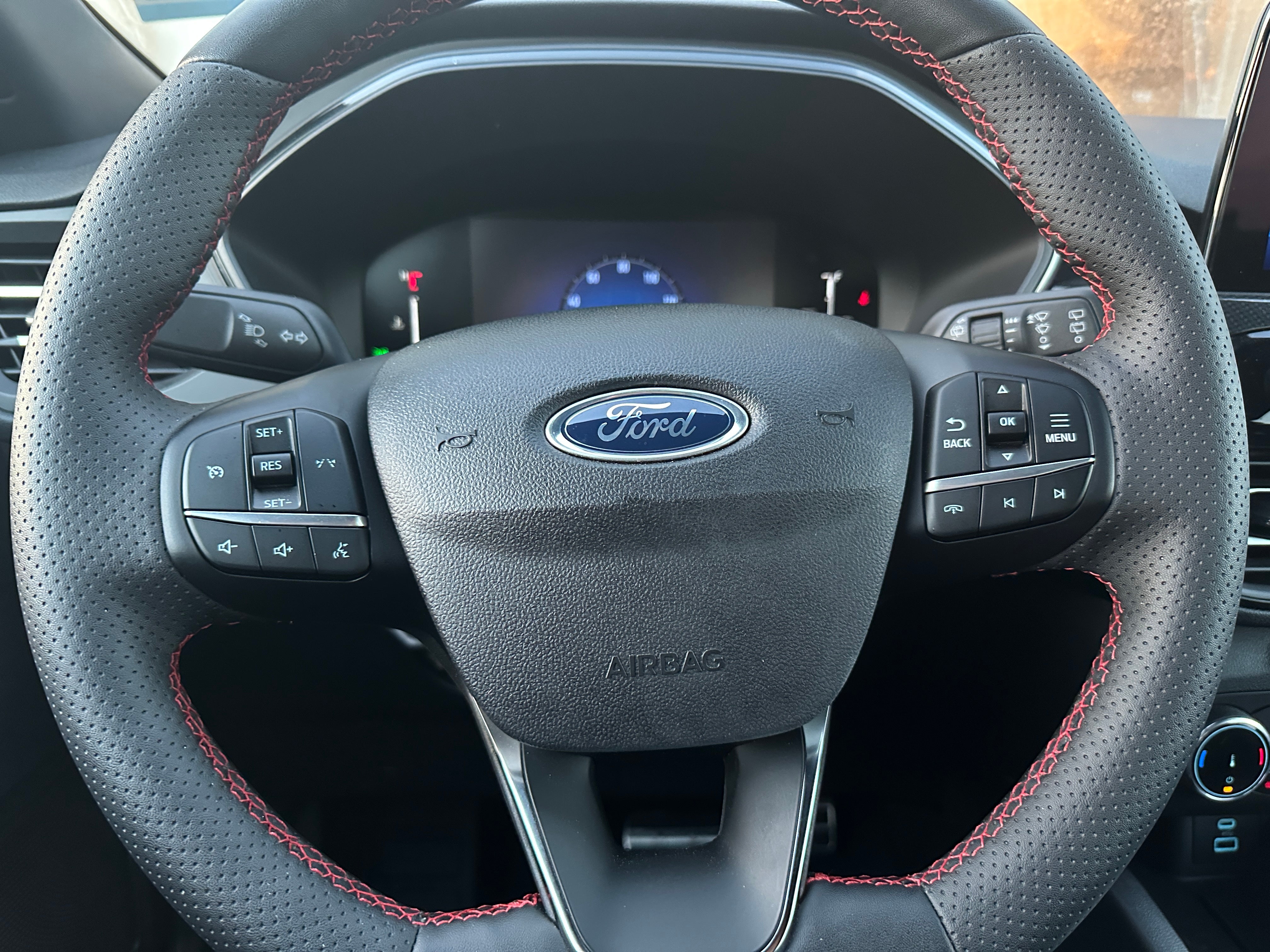 2023 Ford Escape ST-Line 5