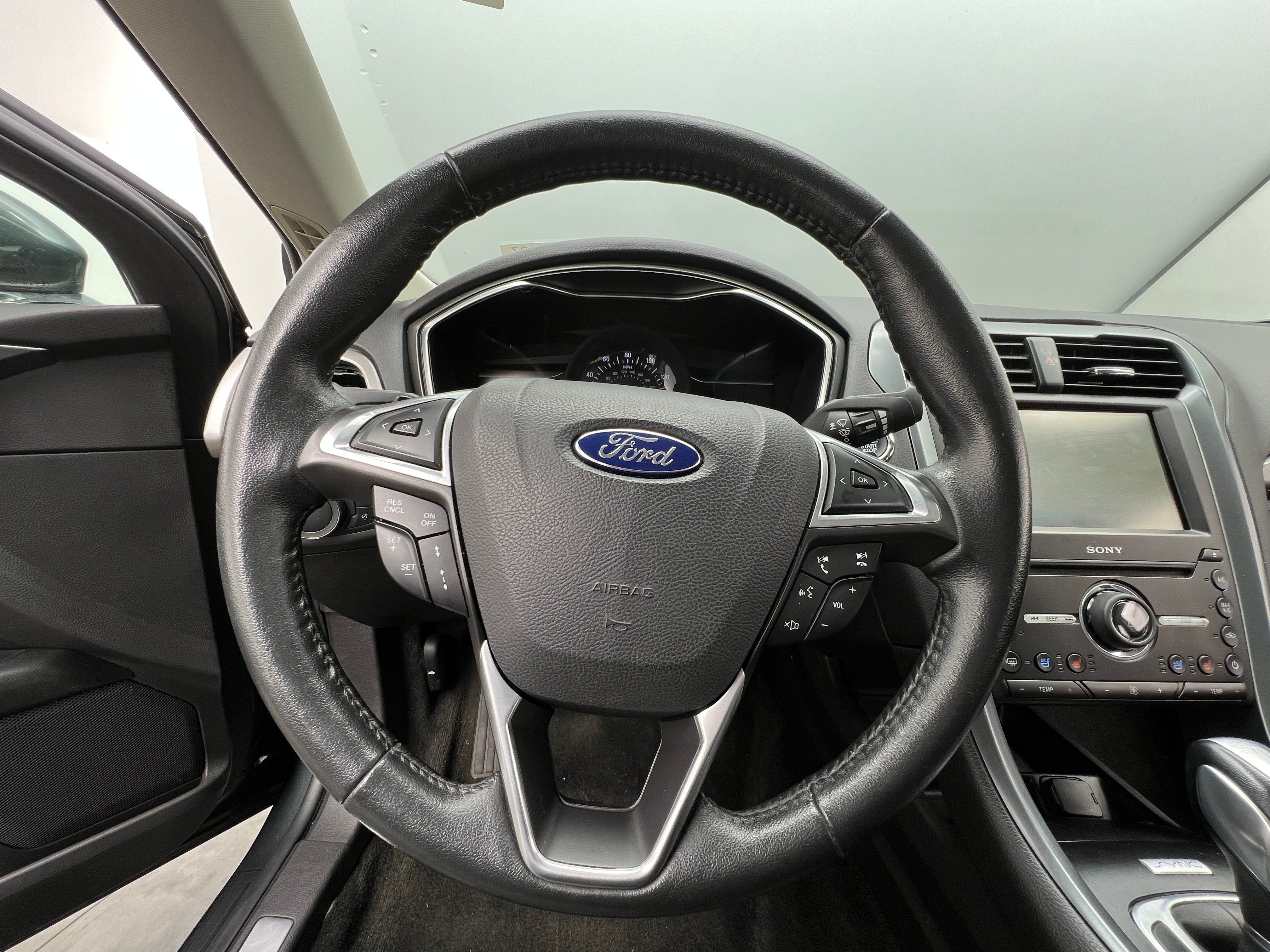 2016 Ford Fusion Titanium 4