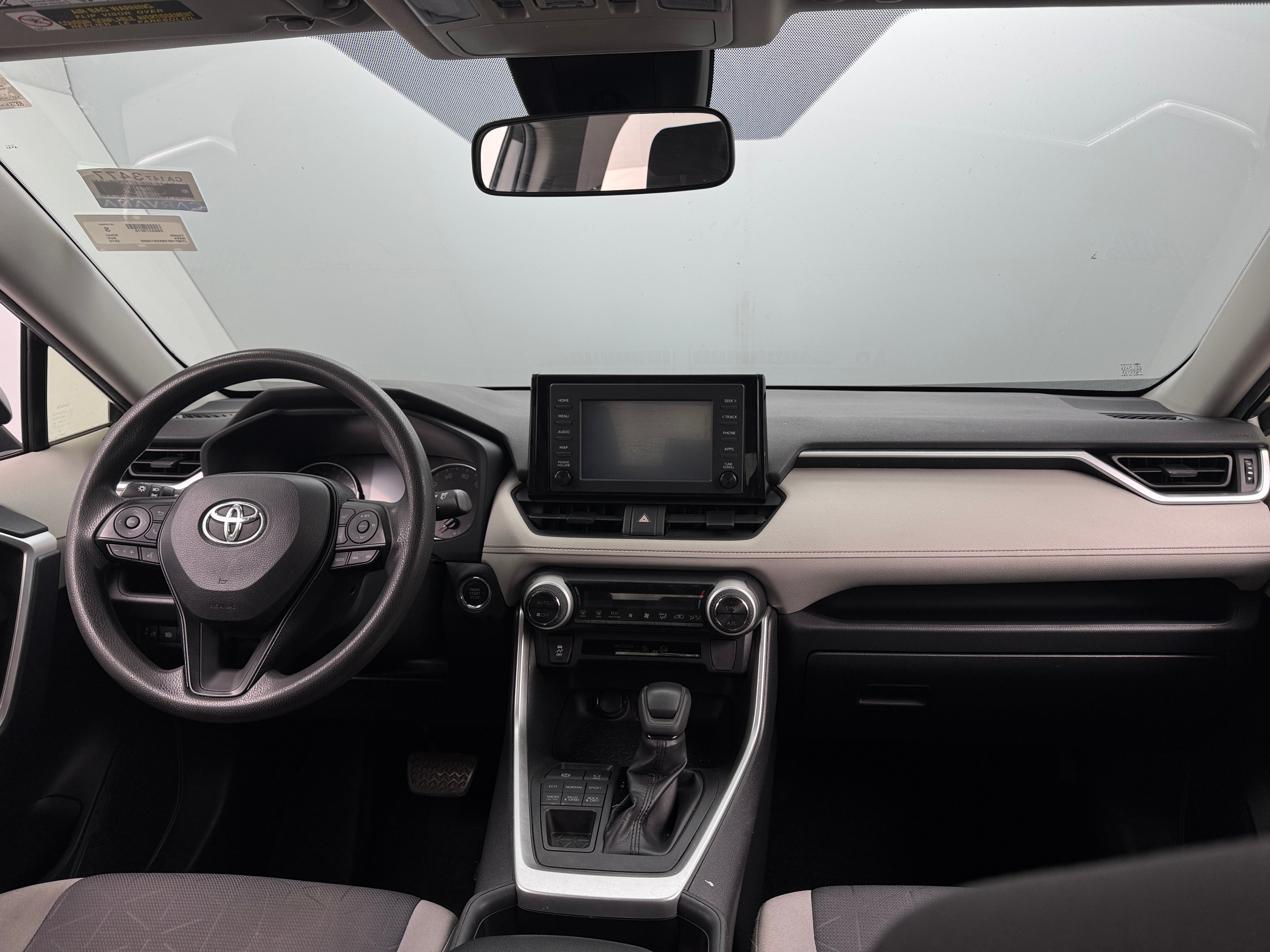 2019 Toyota RAV4 XLE 3