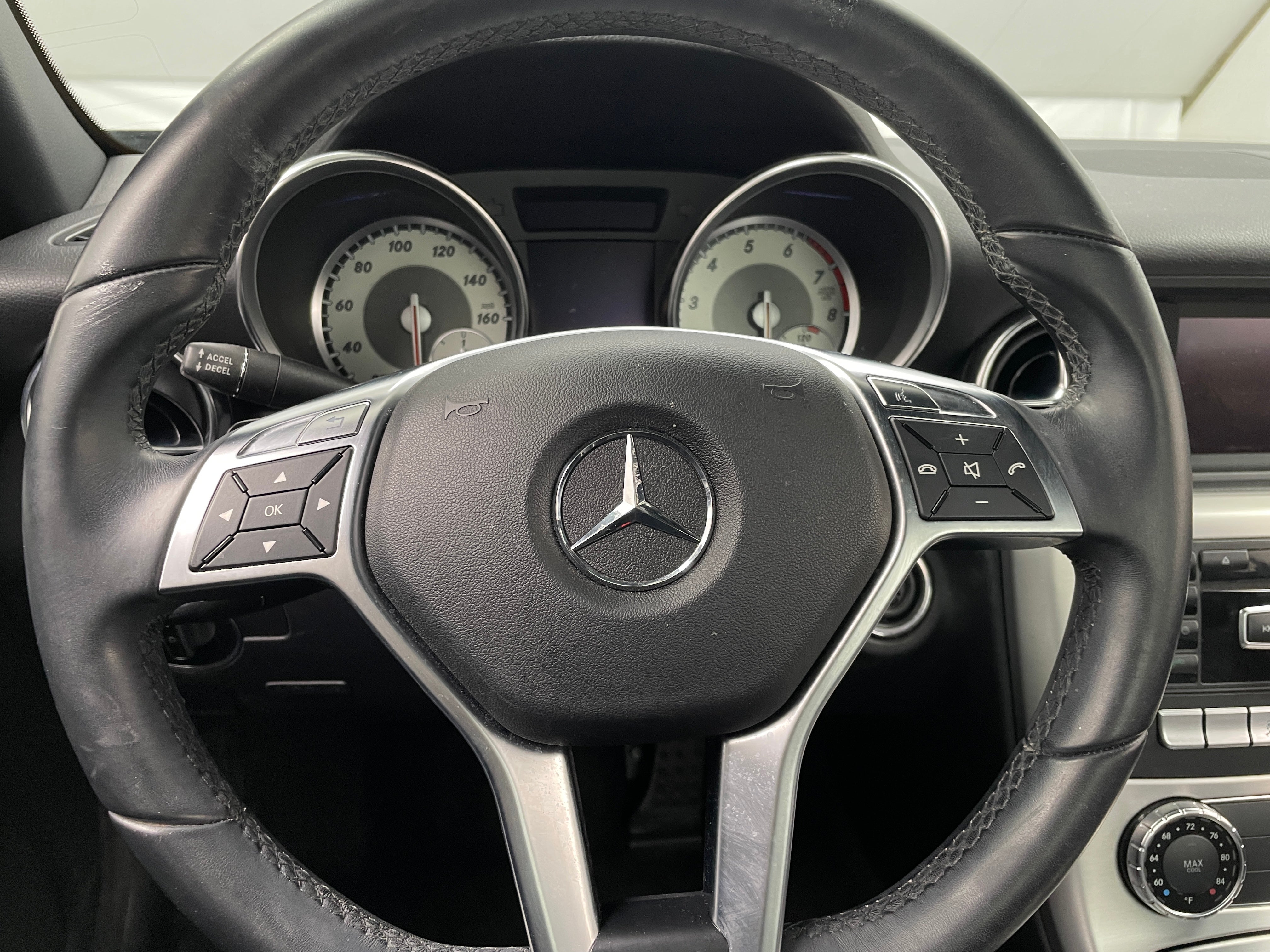 2012 Mercedes-Benz SLK 250 5