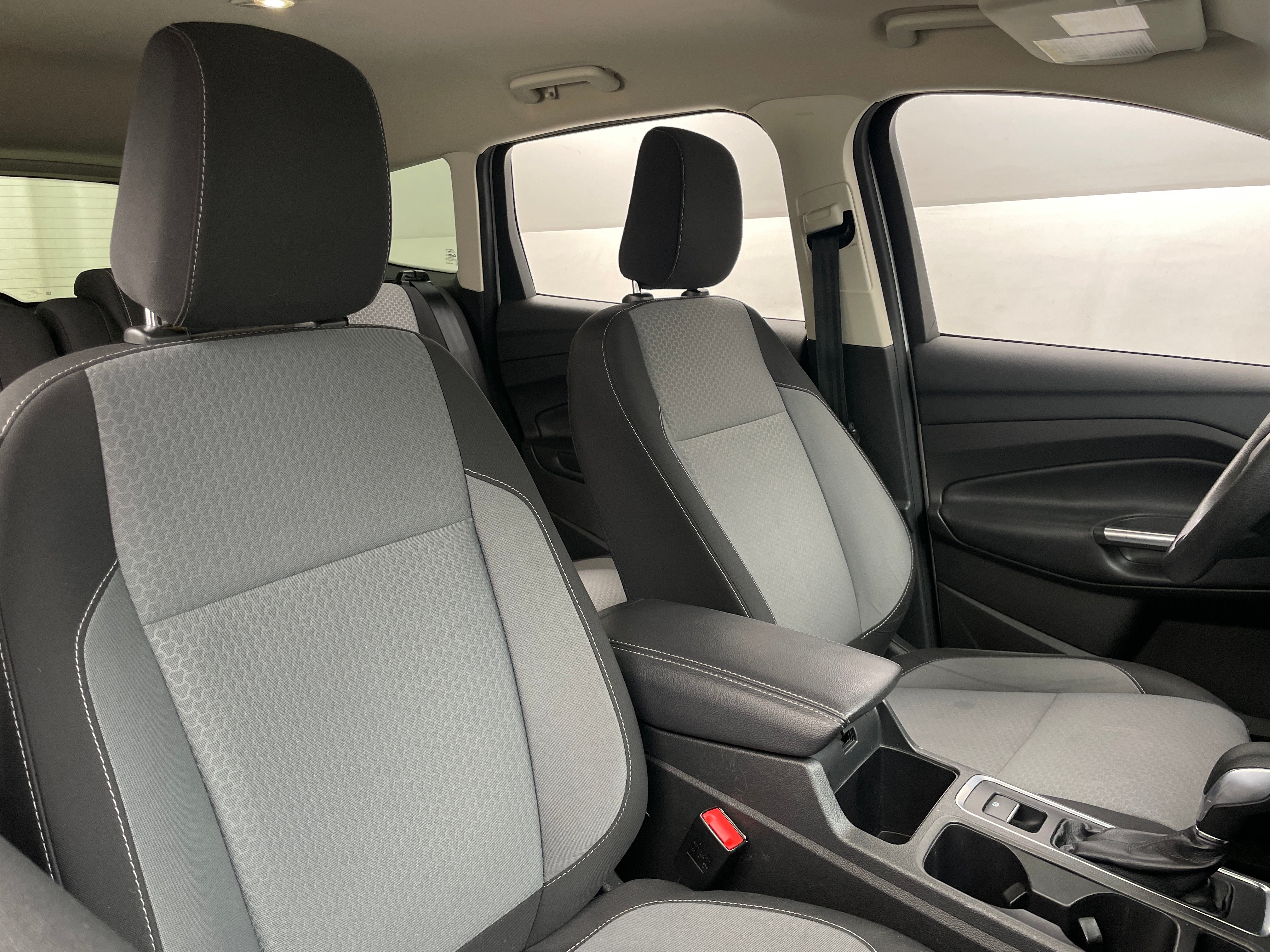 2018 Ford Escape SE 2