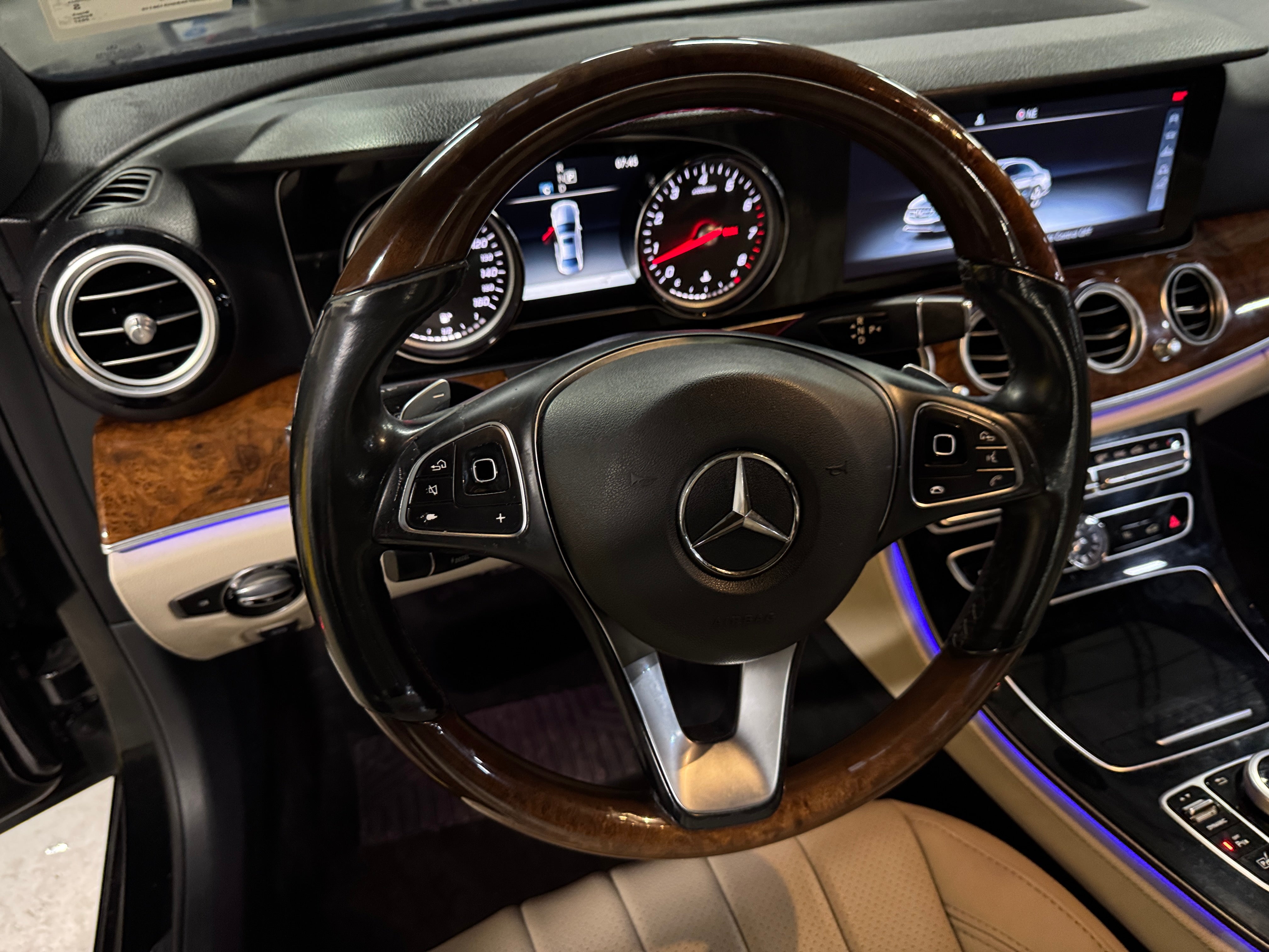 2017 Mercedes-Benz E-Class E 300 5