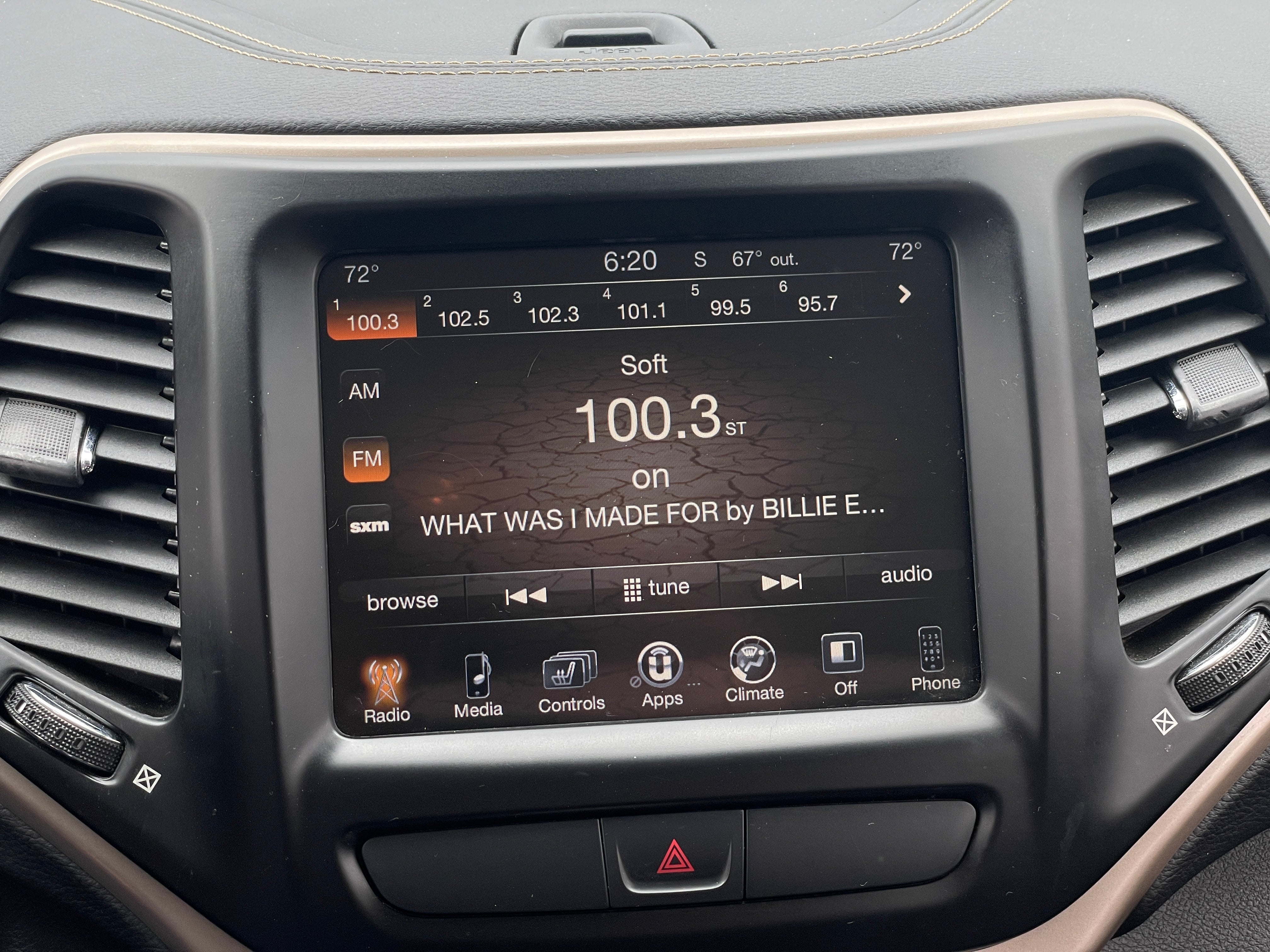 2016 Jeep Cherokee Limited Edition 3