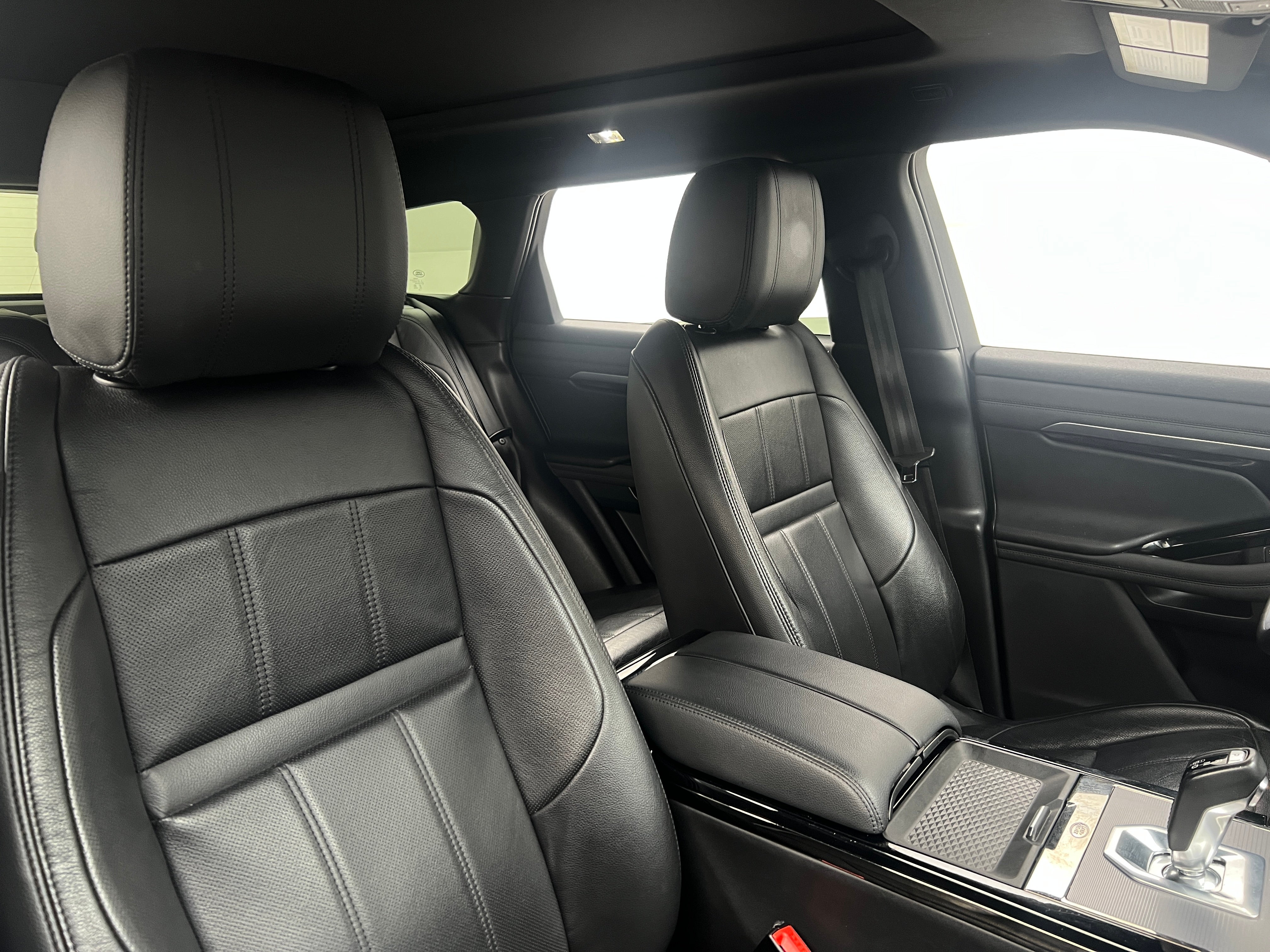 2020 Land Rover Range Rover Evoque R-Dynamic SE 2