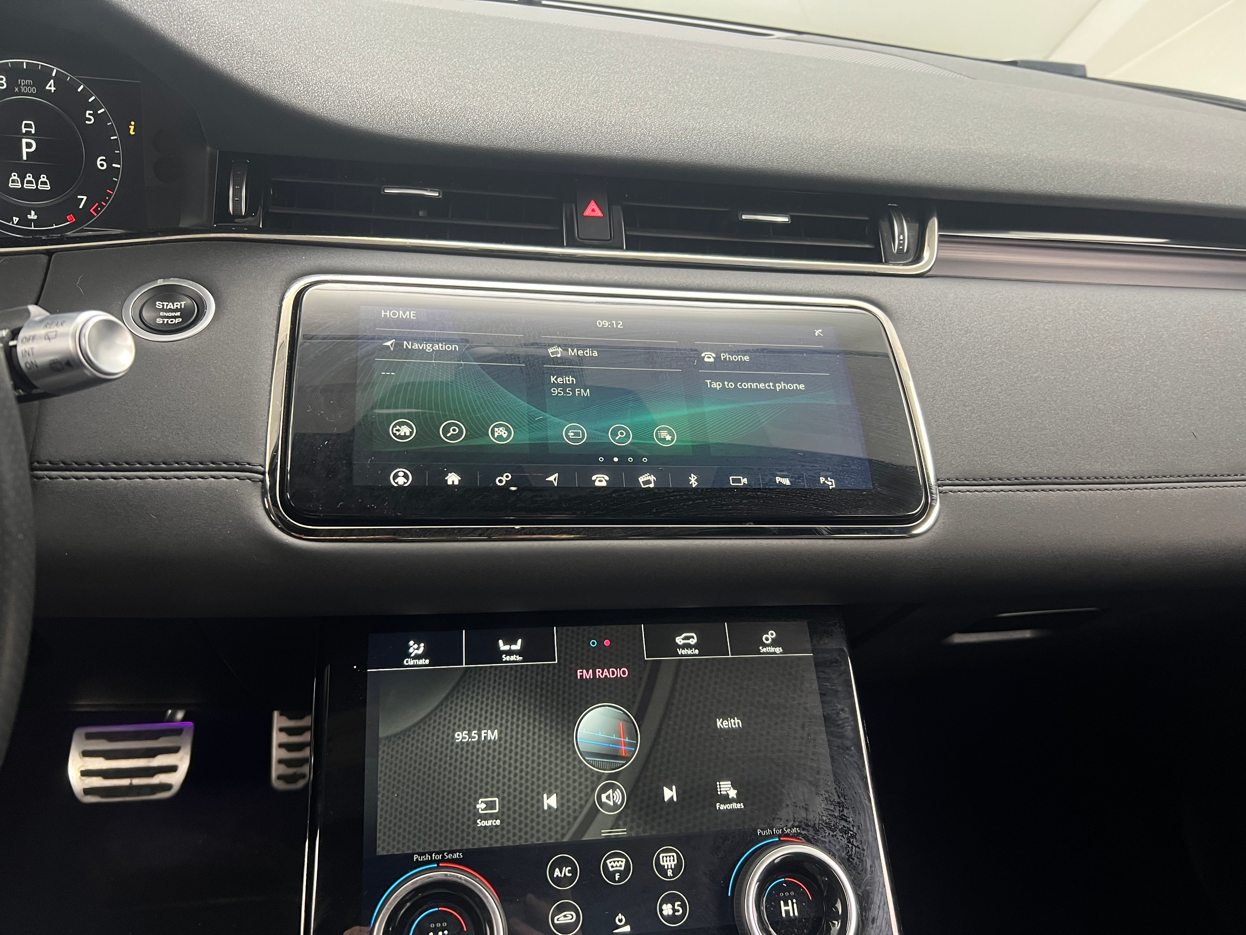 2020 Land Rover Range Rover Evoque R-Dynamic SE 4