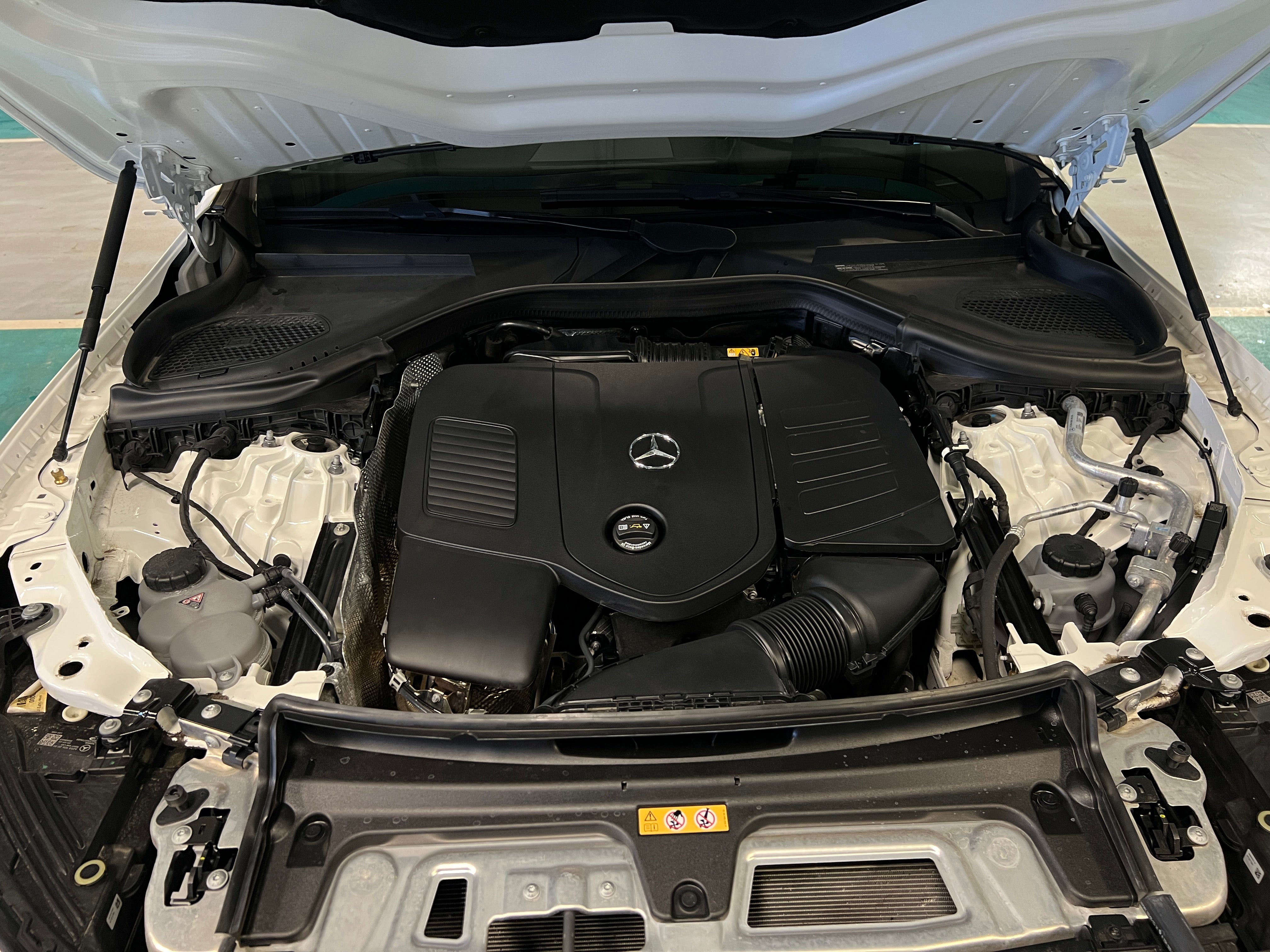 2023 Mercedes-Benz GLC
