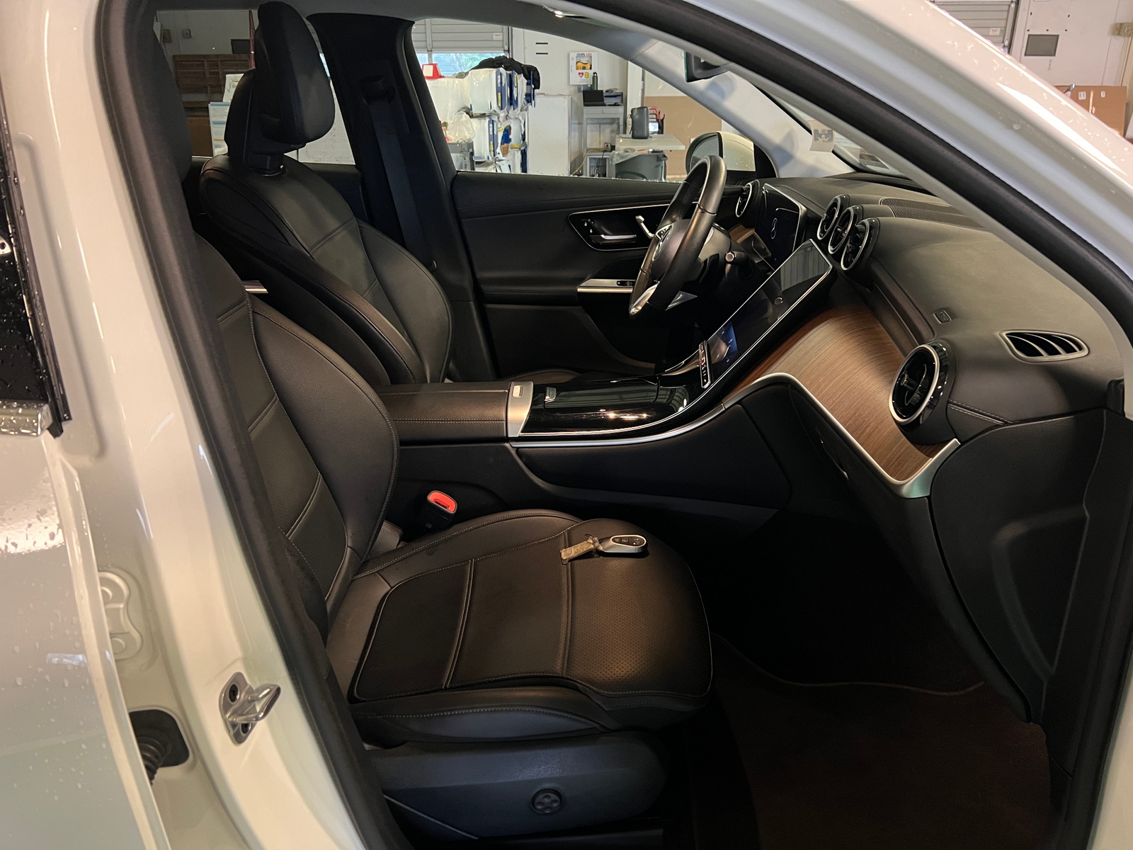 Thumbnail: 2023 Mercedes-Benz GLC - 2