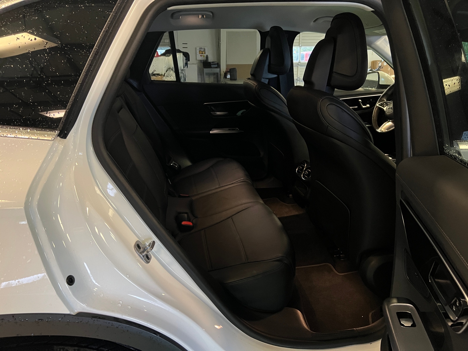 Thumbnail: 2023 Mercedes-Benz GLC - 6