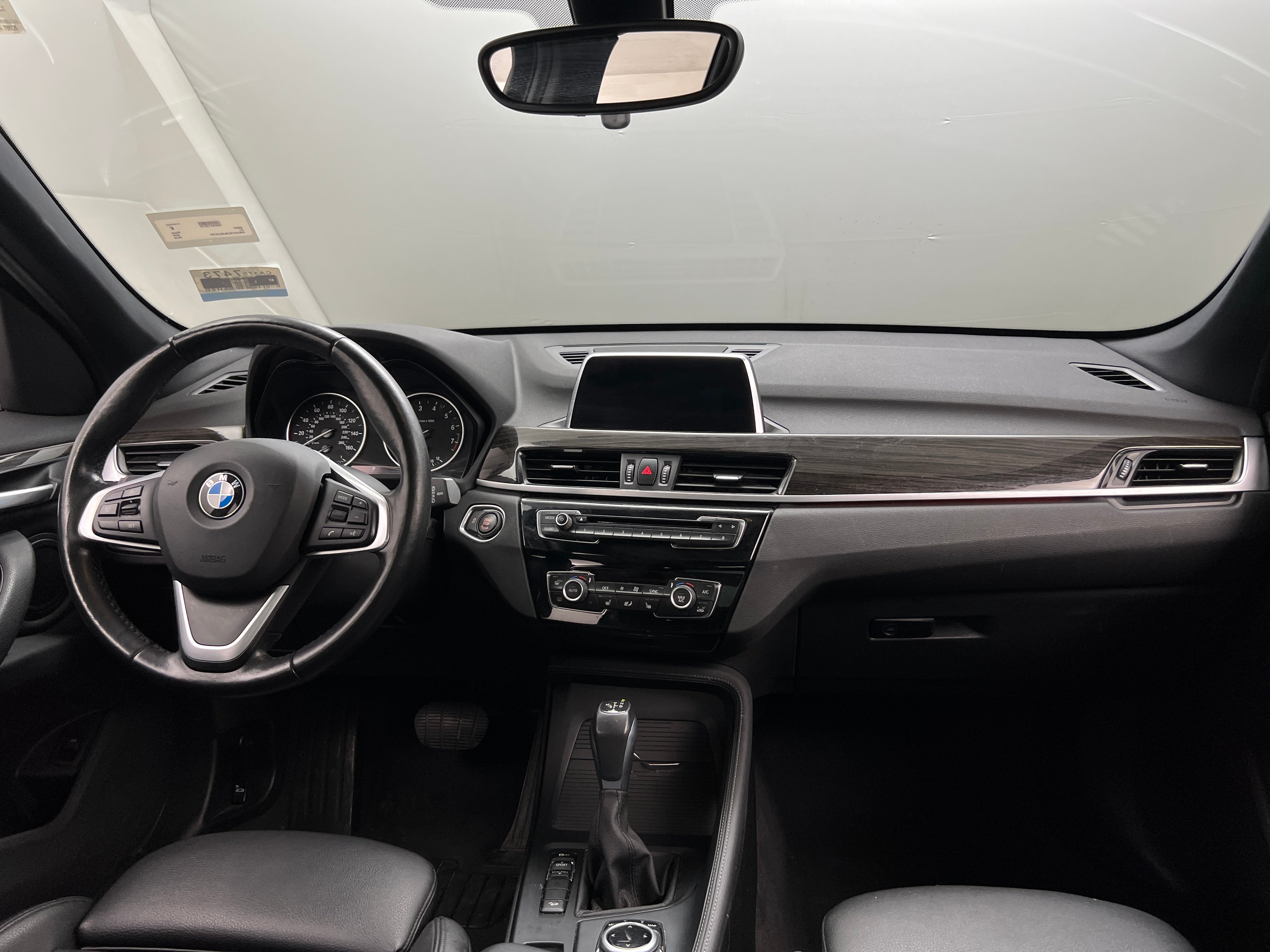 2018 BMW X1 xDrive28i 3