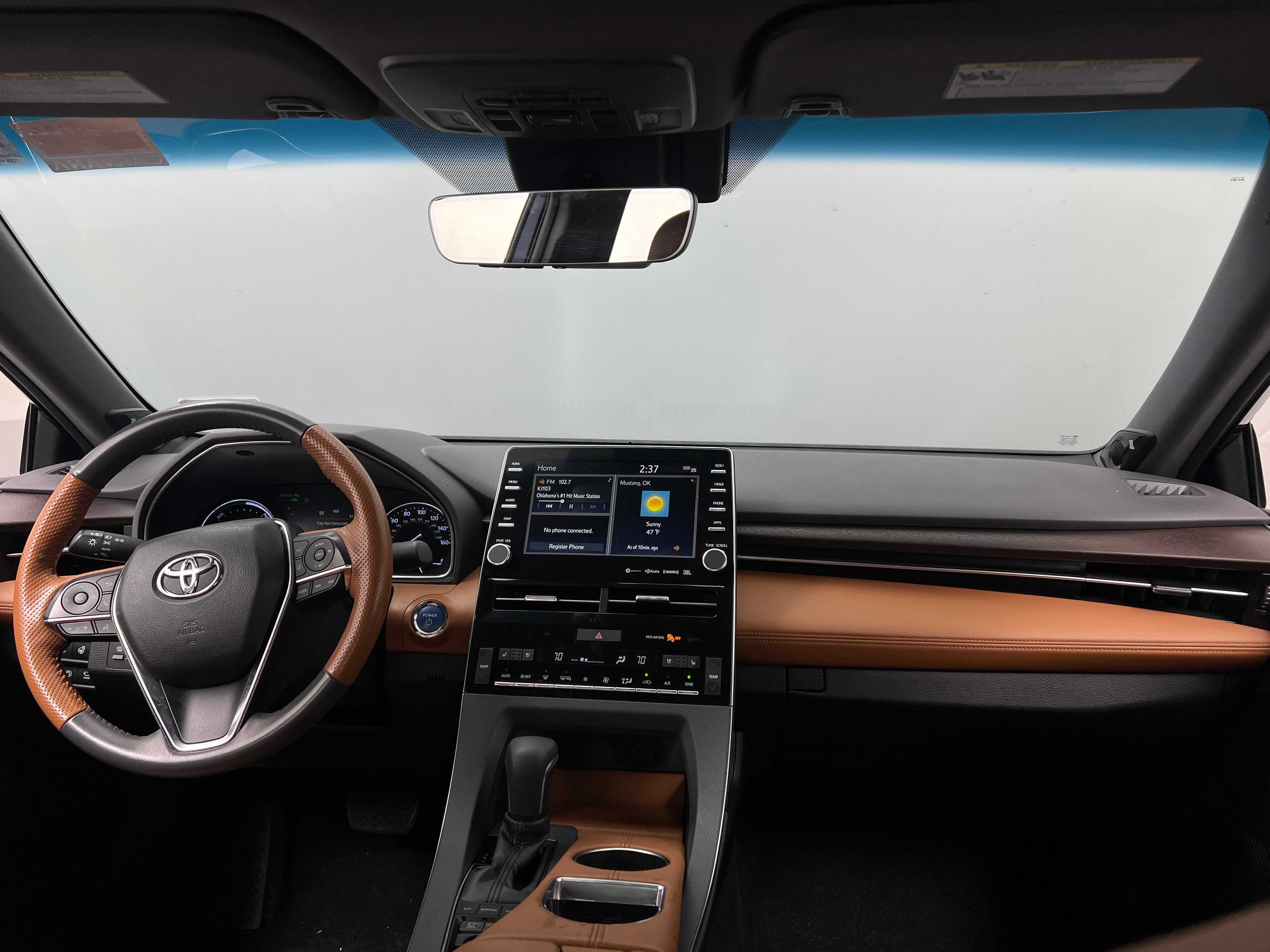 2019 Toyota Avalon Limited 2