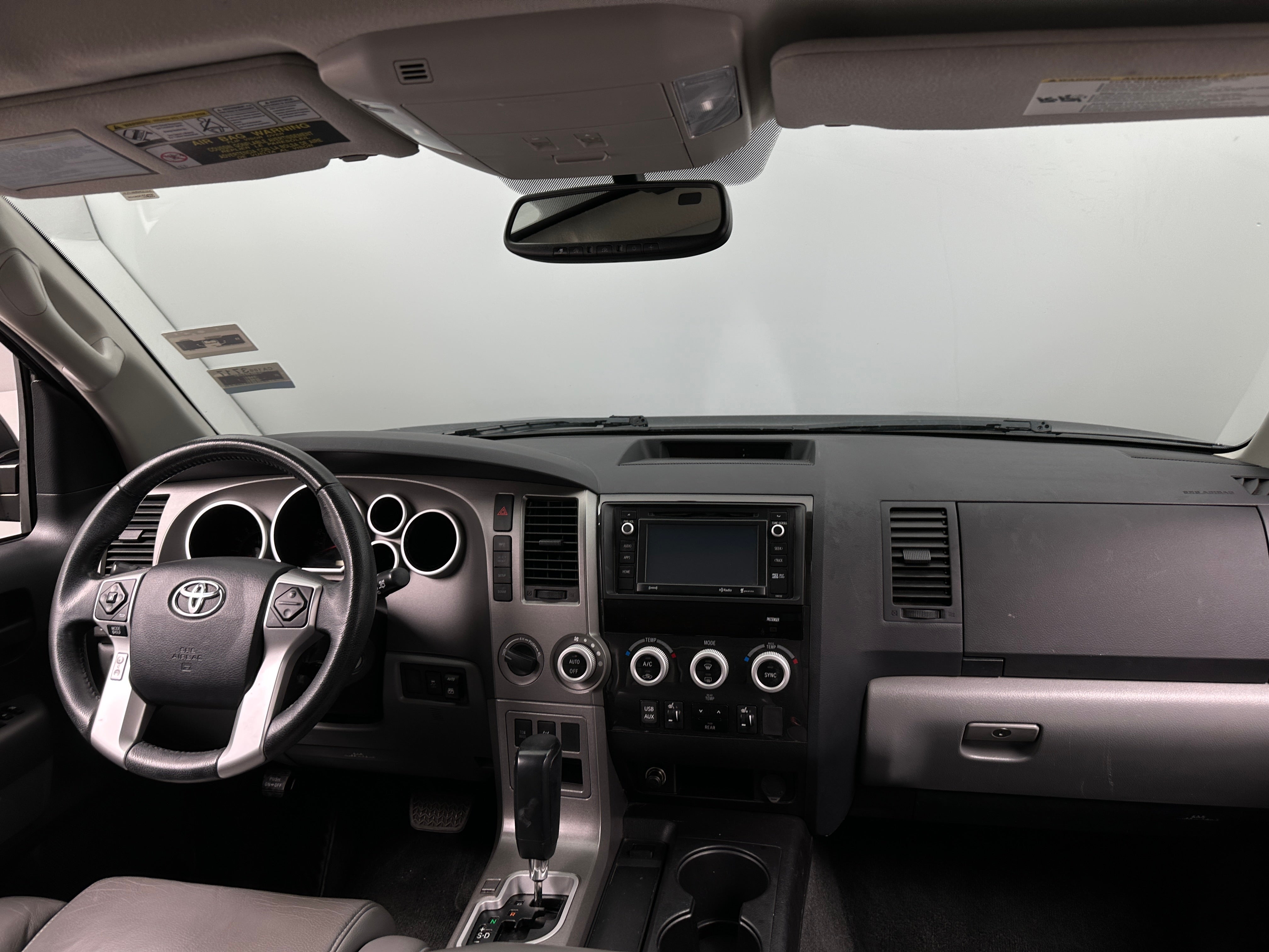 2016 Toyota Sequoia SR5 3