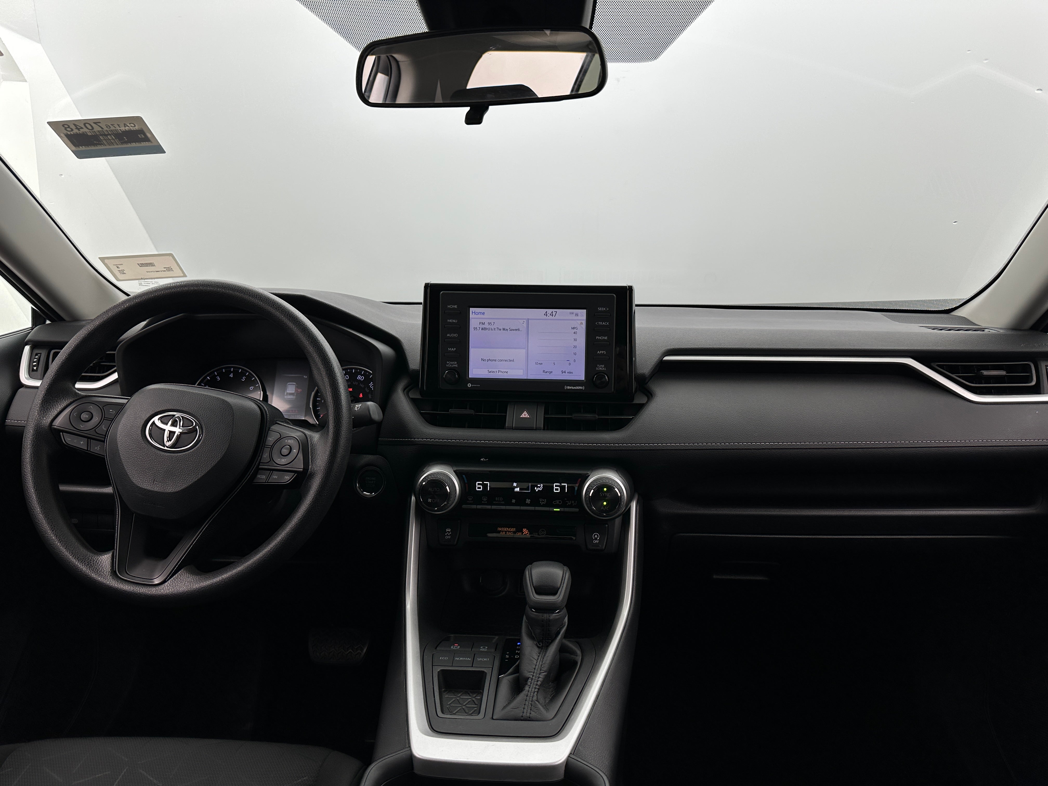 2021 Toyota RAV4 XLE 3