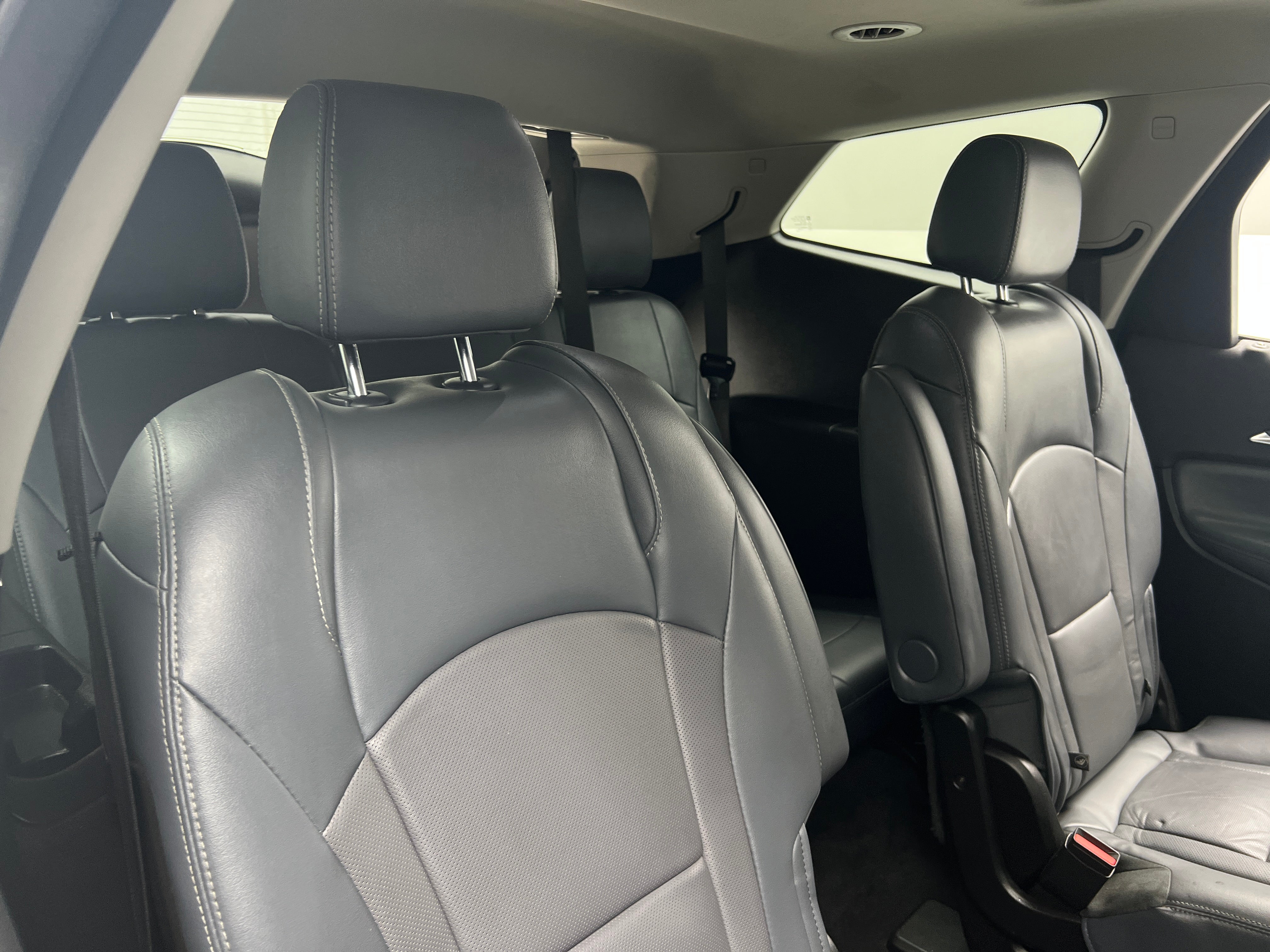 2019 Buick Enclave Essence 6