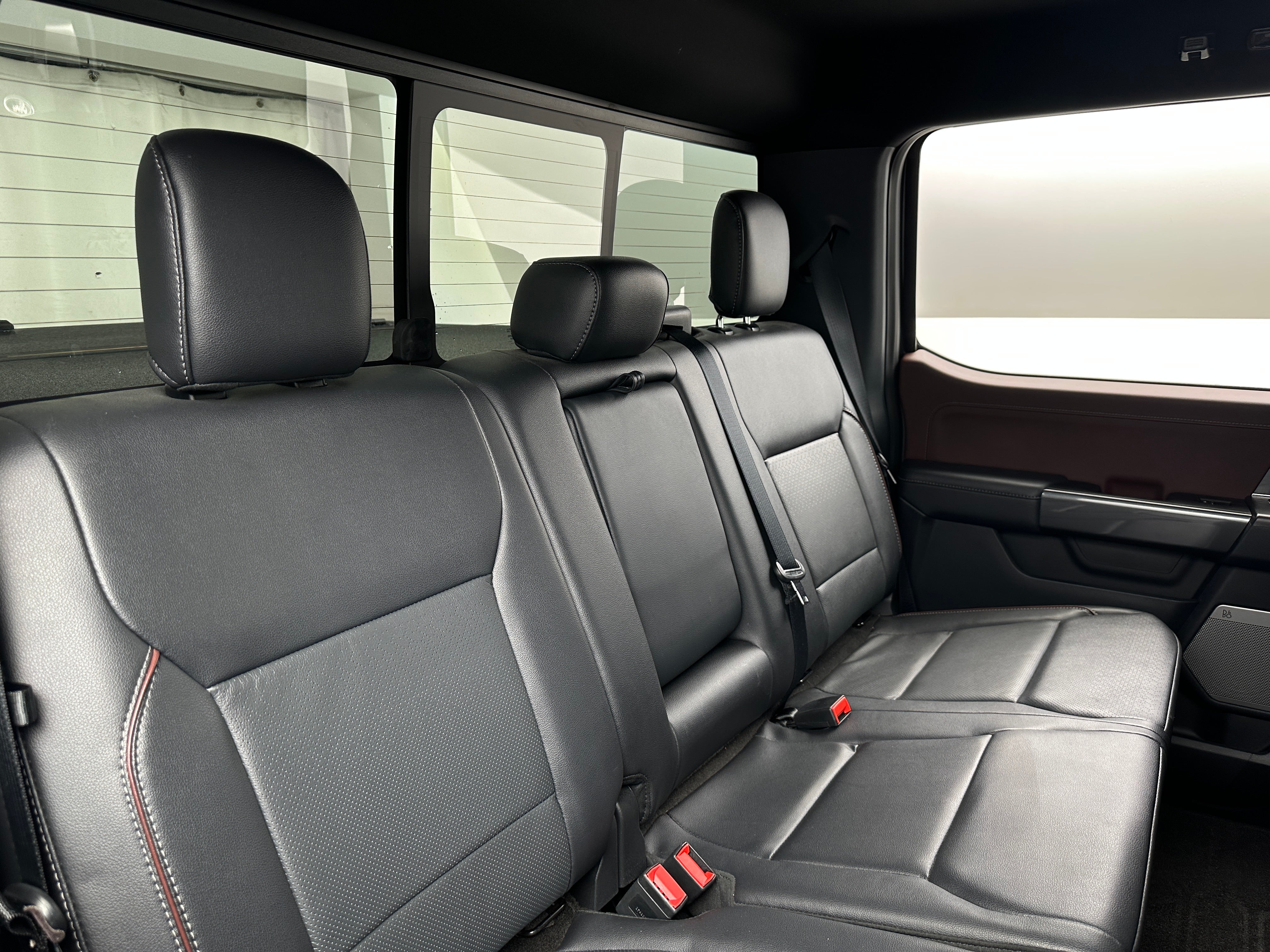 2022 Ford Econoline E-150 5