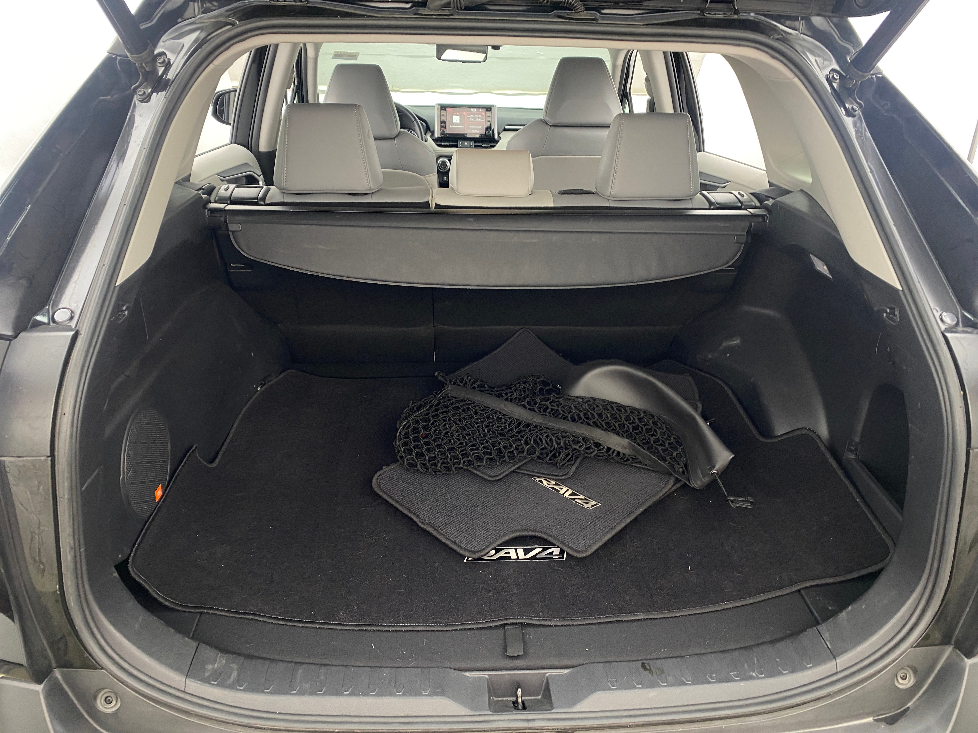 2019 Toyota RAV4 XLE Premium 7